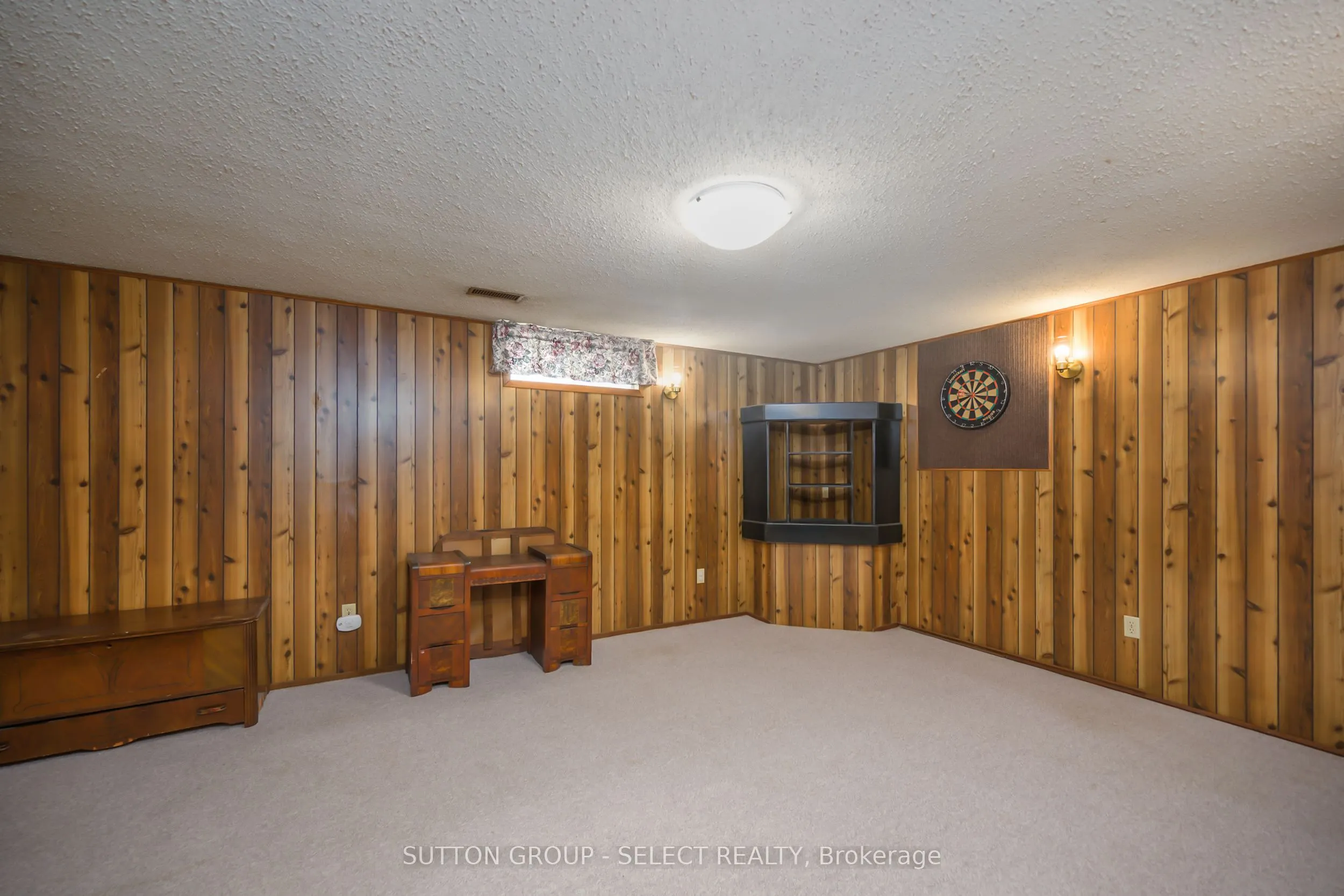 96 Elvira Crescent
