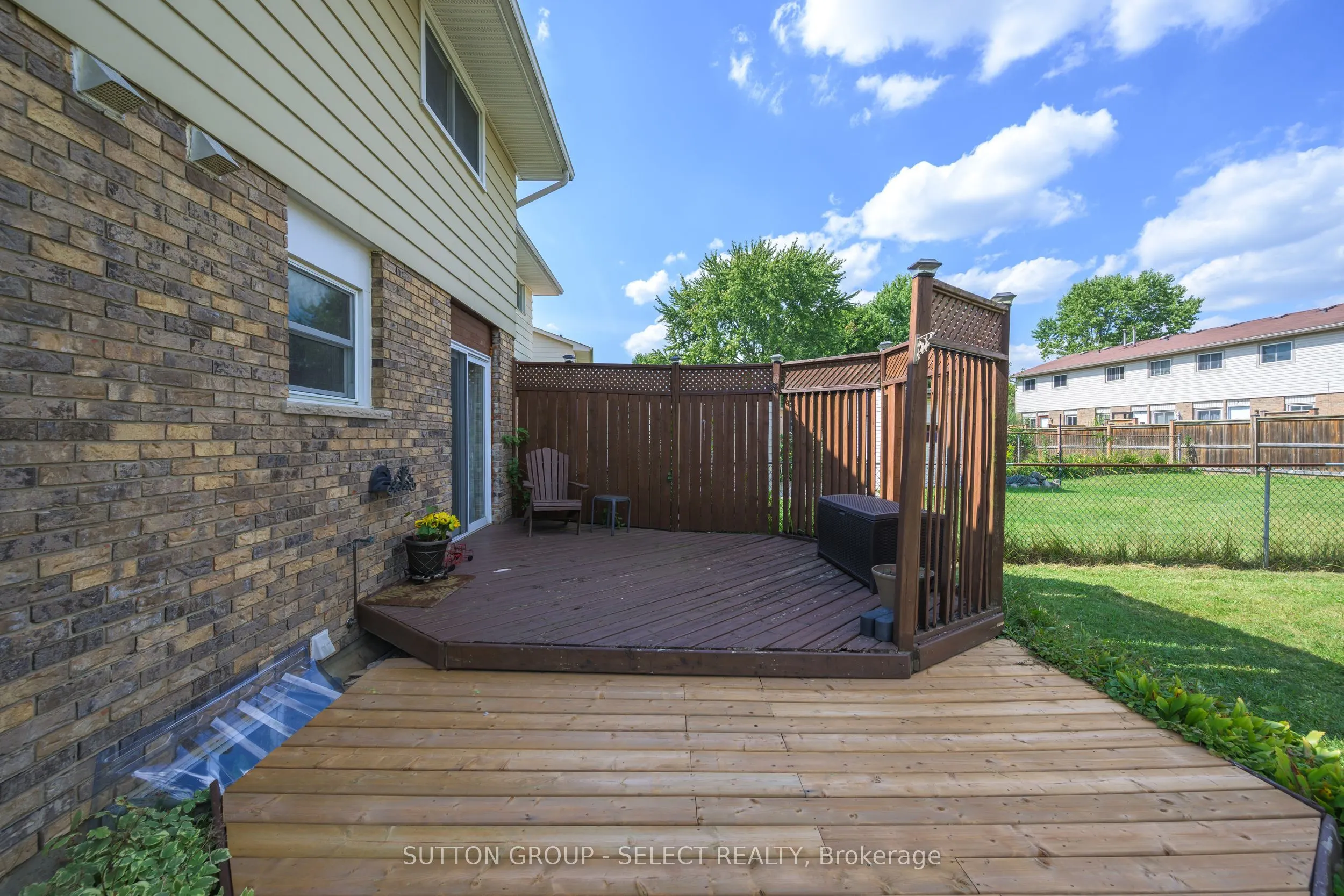 96 Elvira Crescent