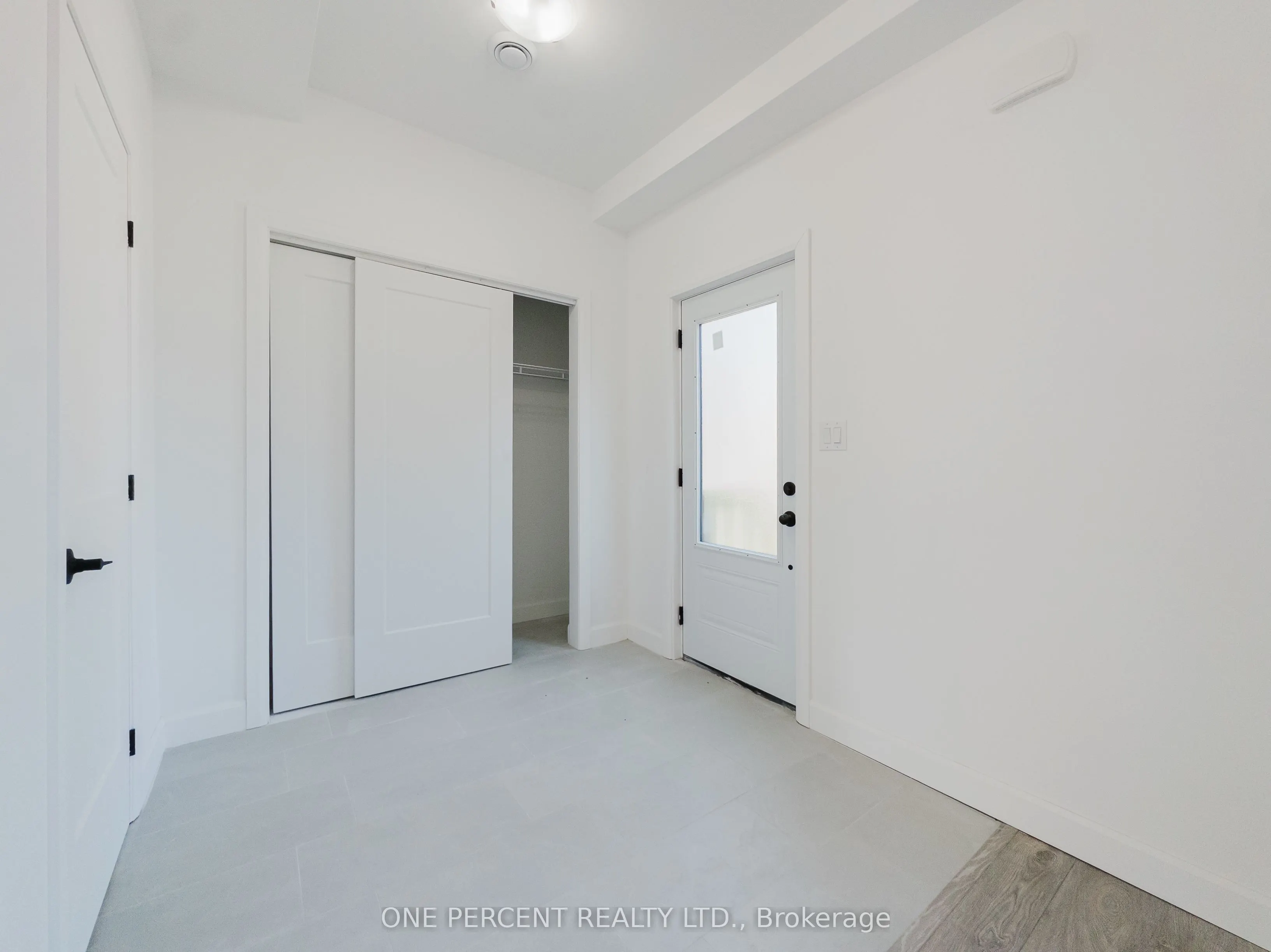 53 Lakeview Avenue