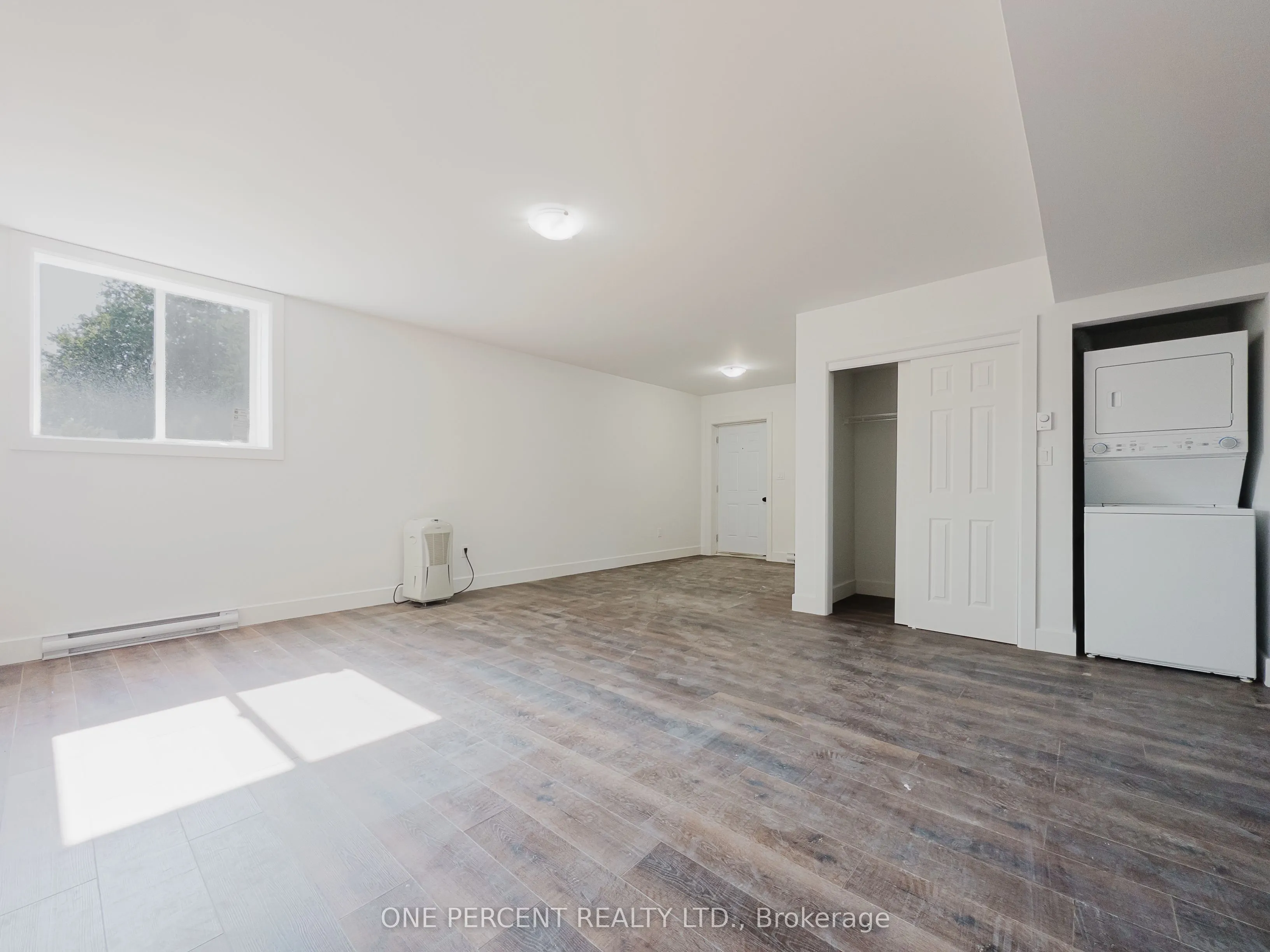 53 Lakeview Avenue