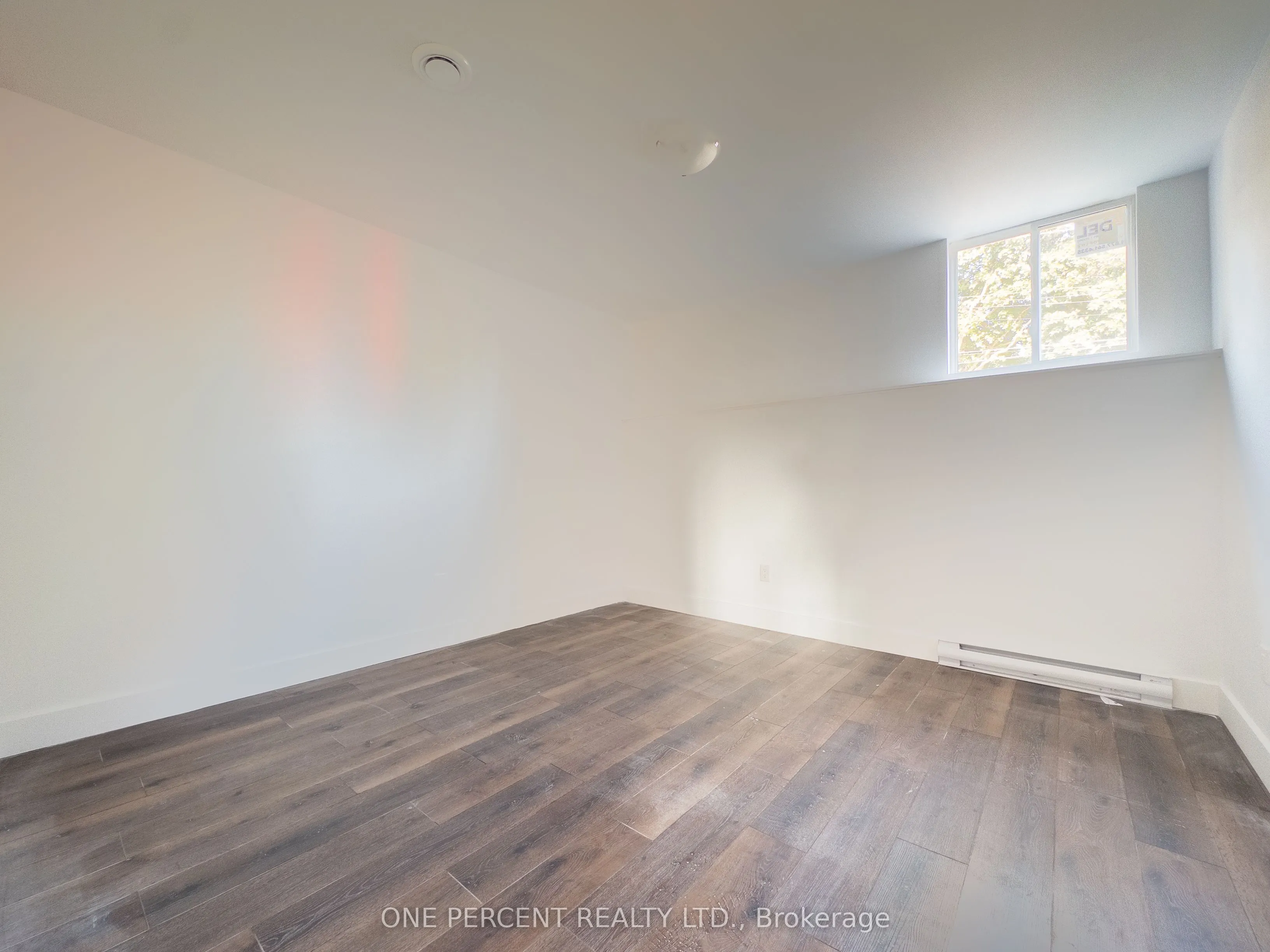 53 Lakeview Avenue