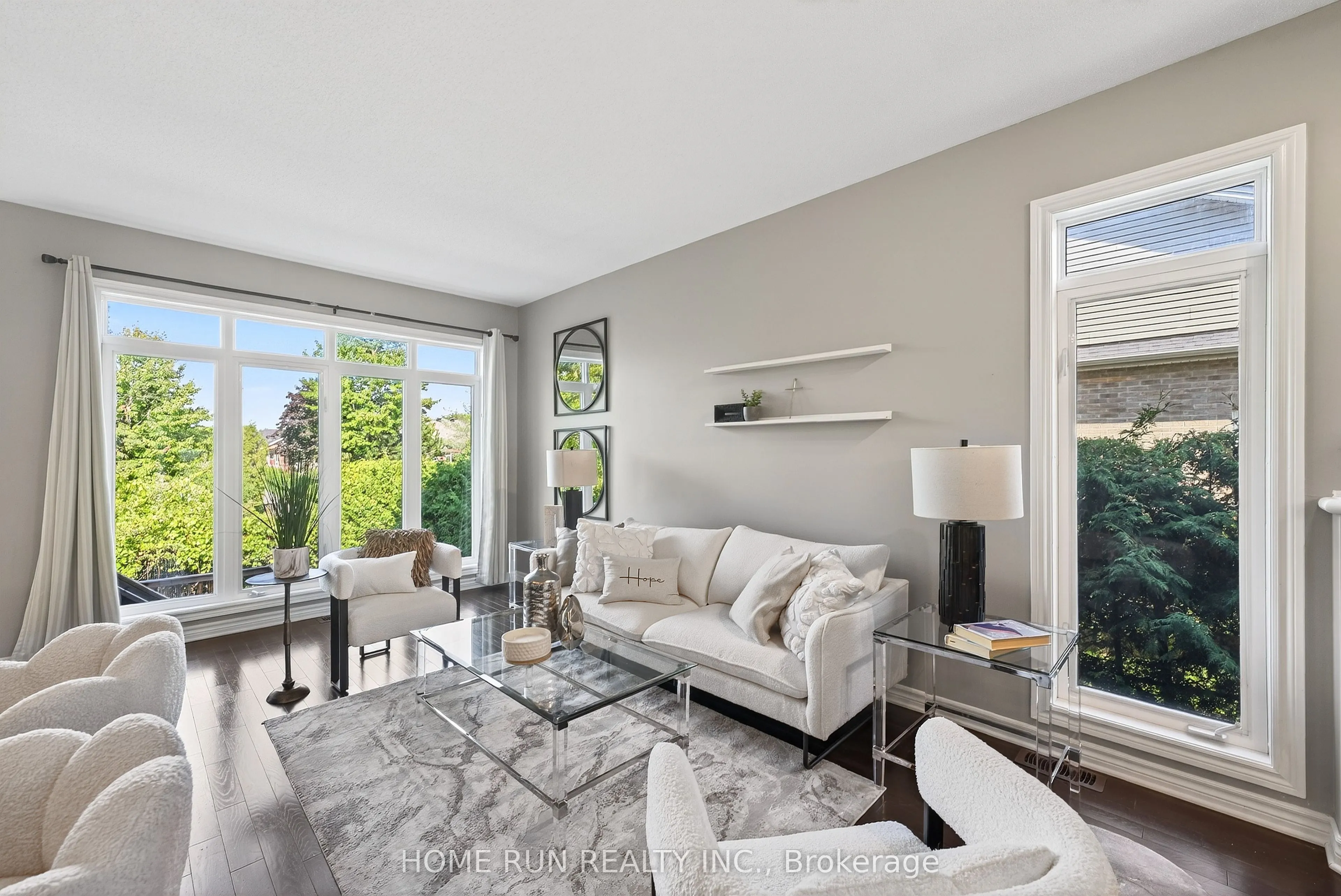 140 Kinghaven Crescent