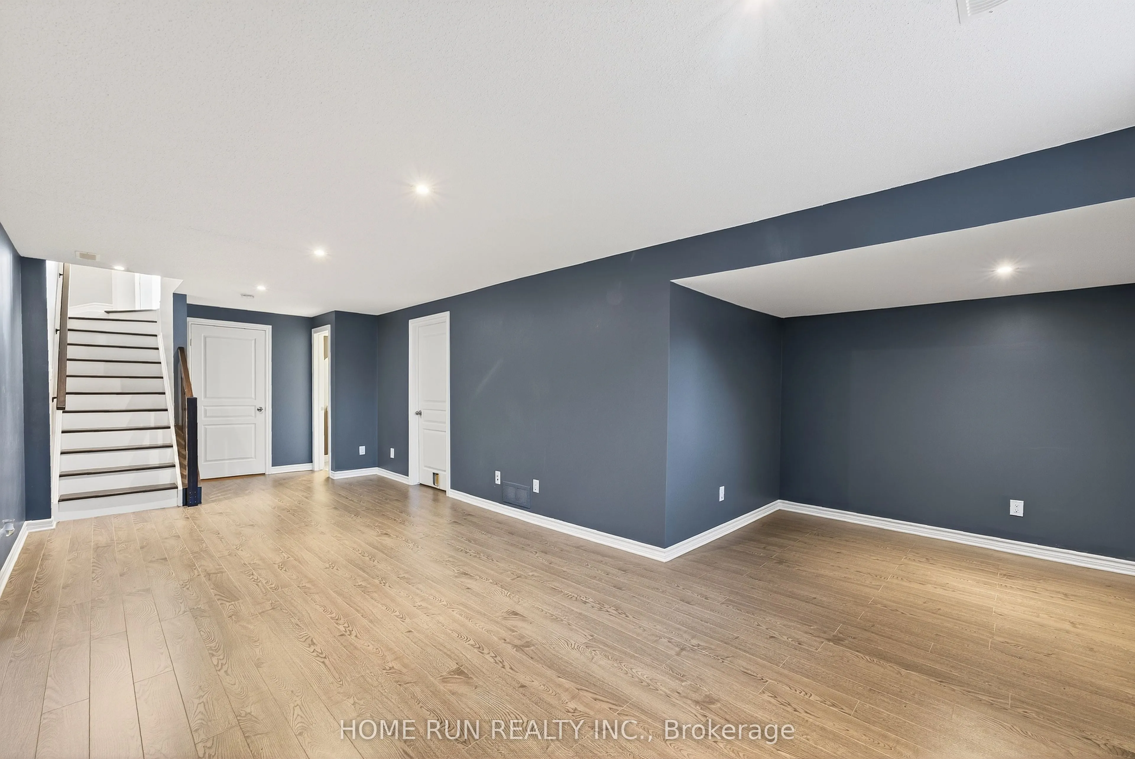 140 Kinghaven Crescent