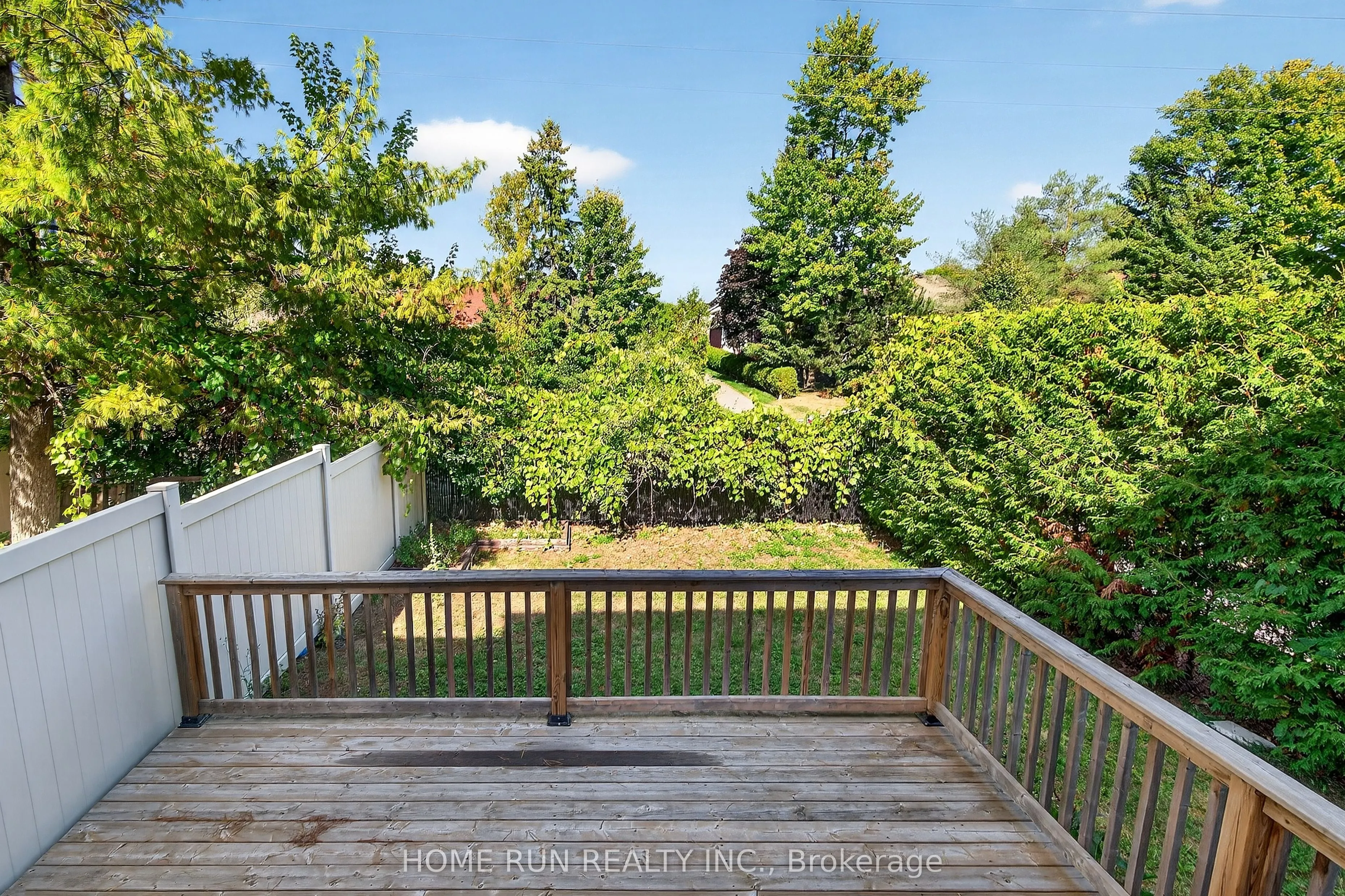 140 Kinghaven Crescent