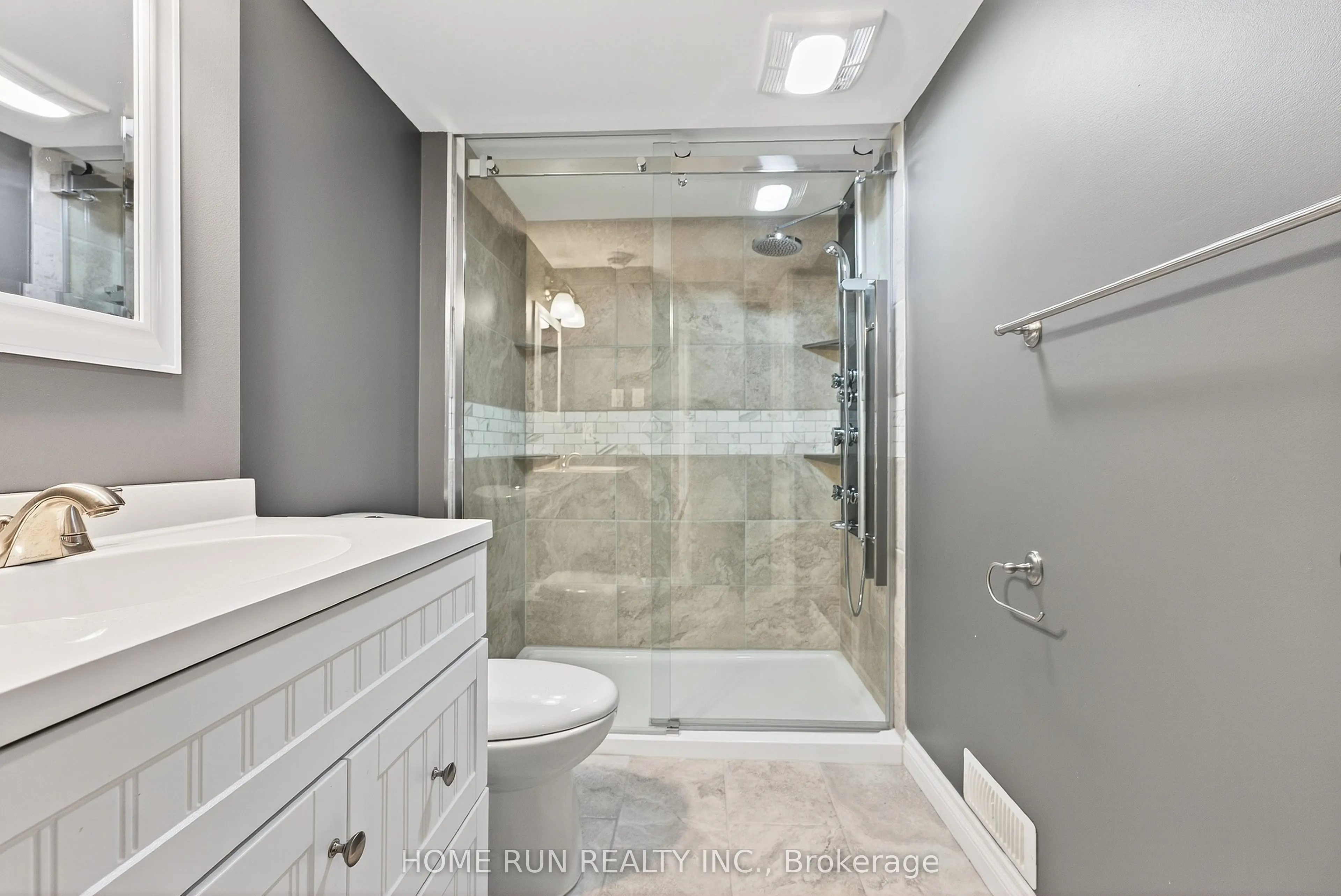 140 Kinghaven Crescent