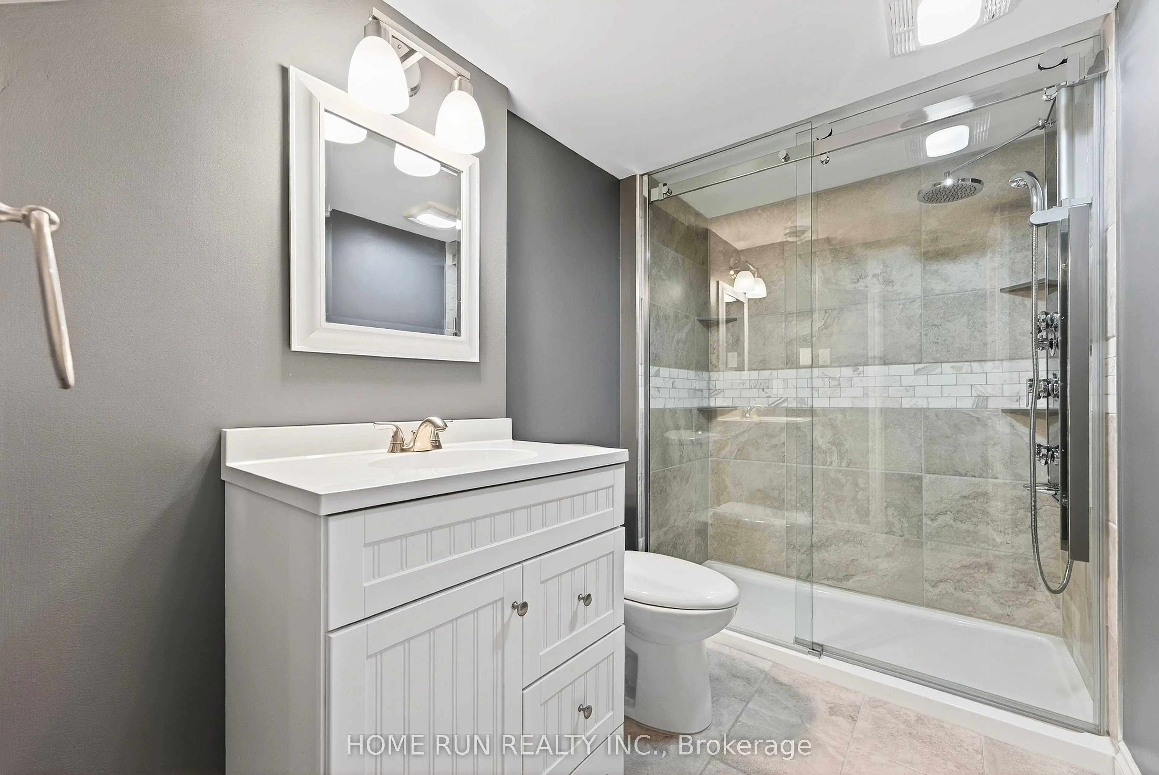 140 Kinghaven Crescent