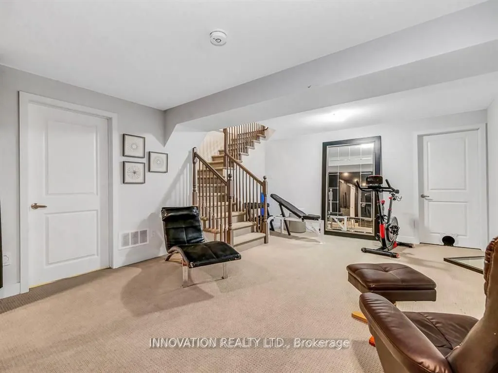 565 Bobolink Ridge