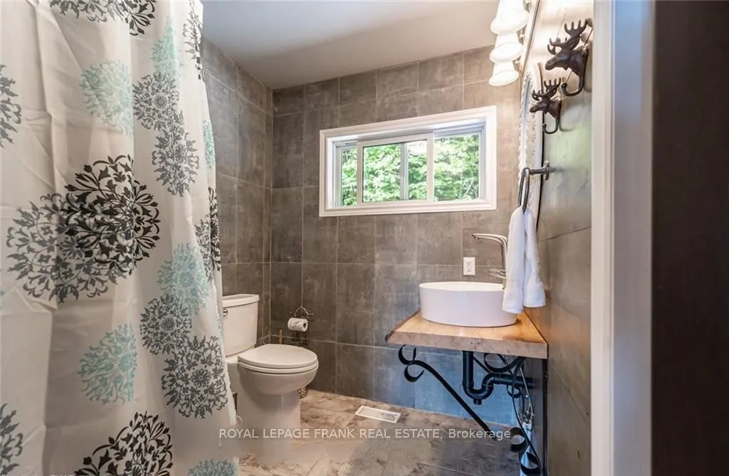 1758 Papineau Lake Road
