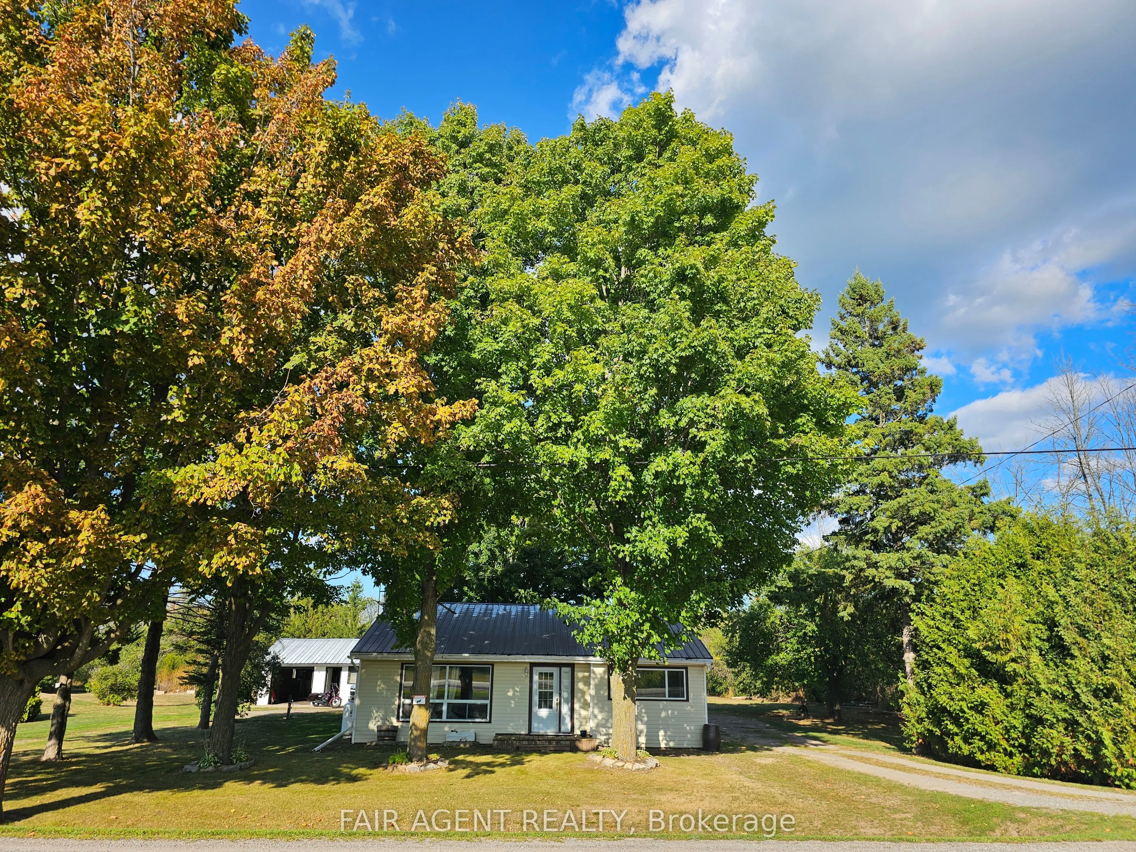 7861 COUNTY ROAD 6 Road