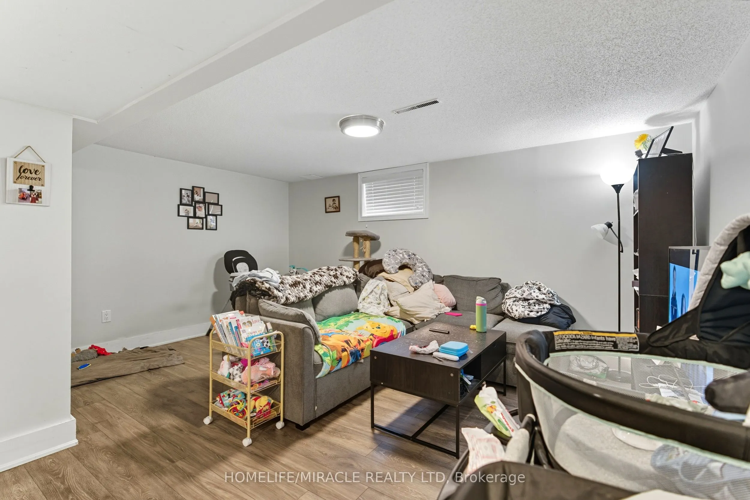 11 Rockwood Avenue