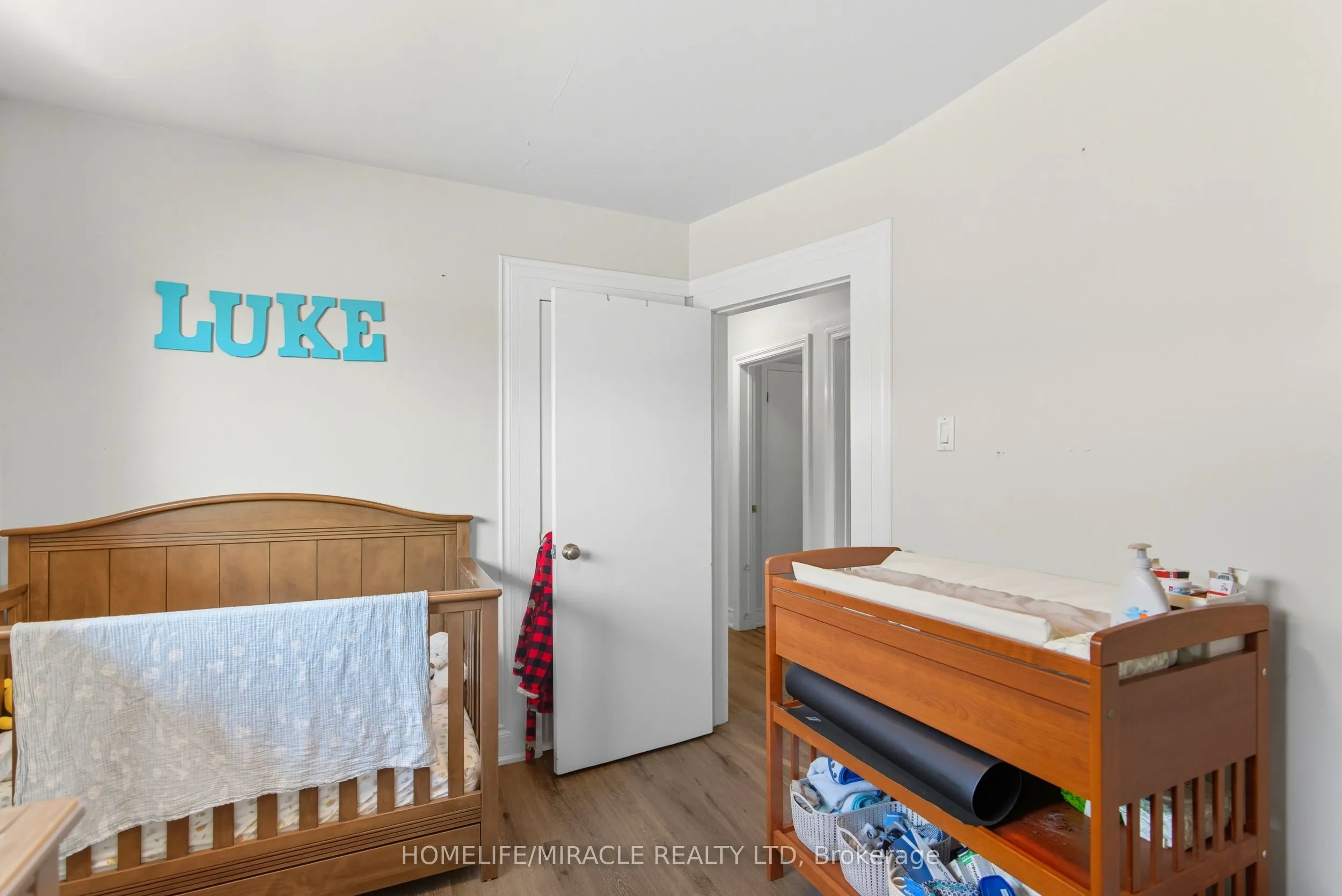 11 Rockwood Avenue