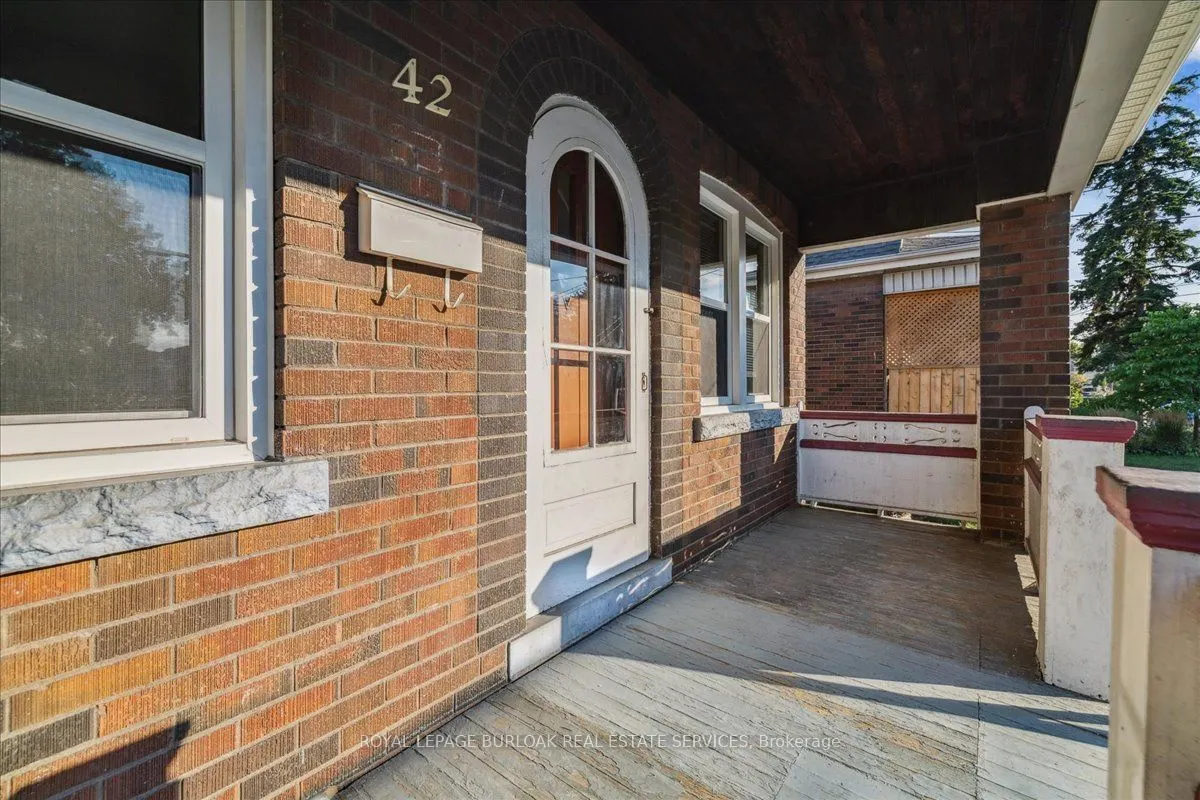 42 Martimas Avenue