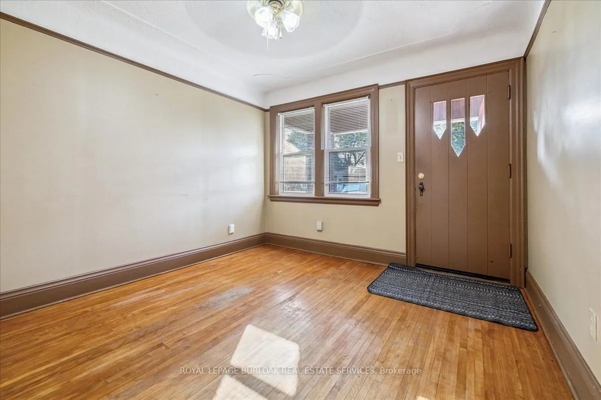42 Martimas Avenue