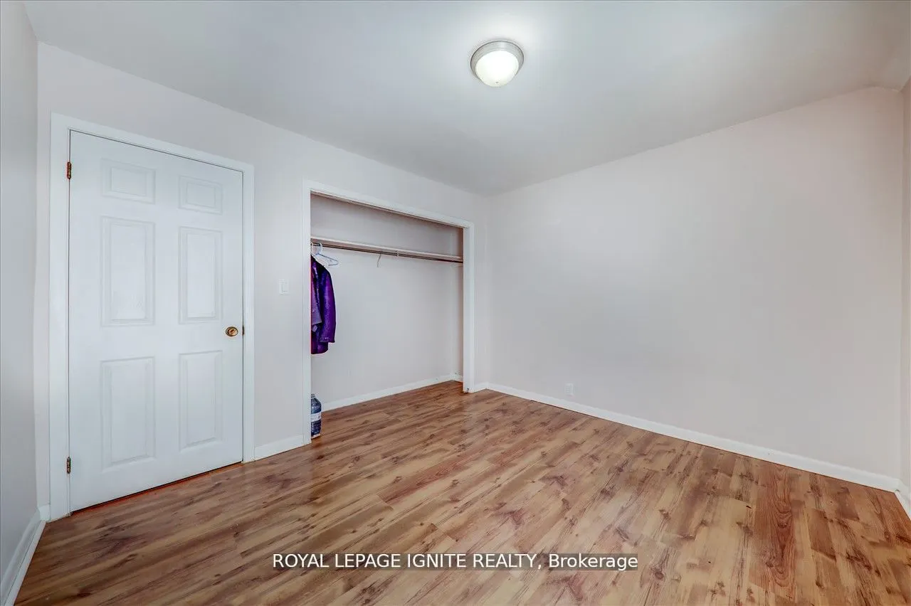 3 Hastings Street N, #B