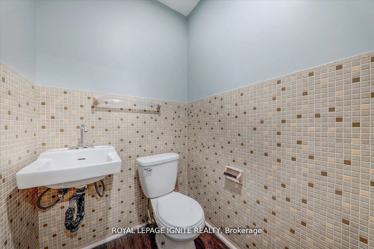 3 Hastings Street N, #B