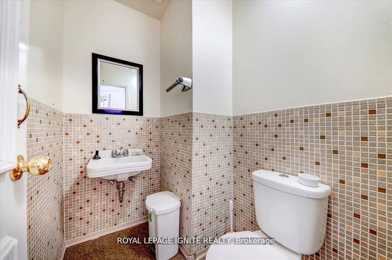 3 Hastings Street N, #B