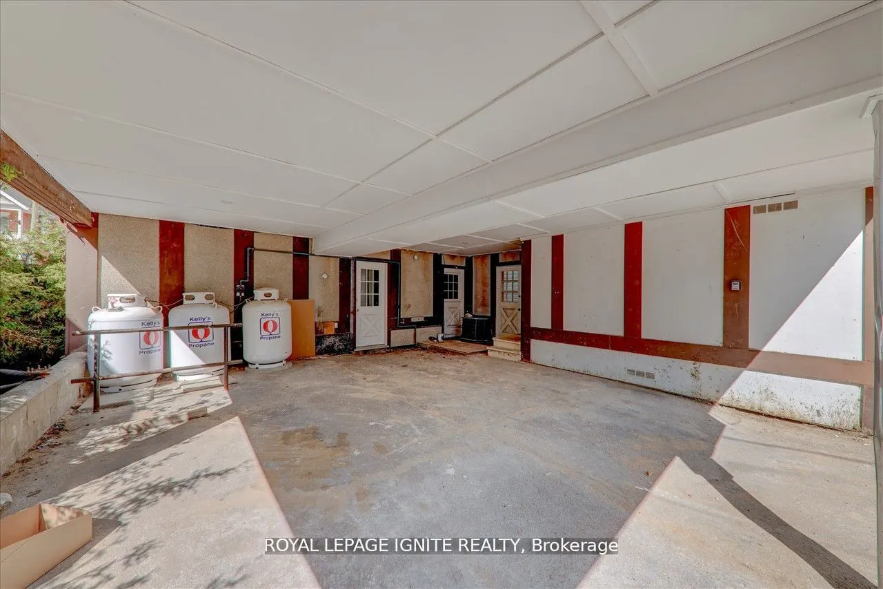 3 Hastings Street N, #B