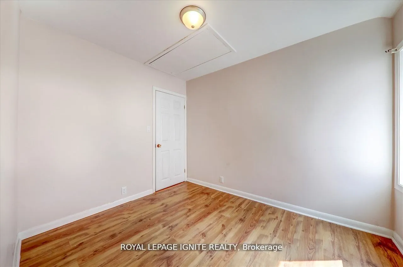 3 Hastings Street N, #B