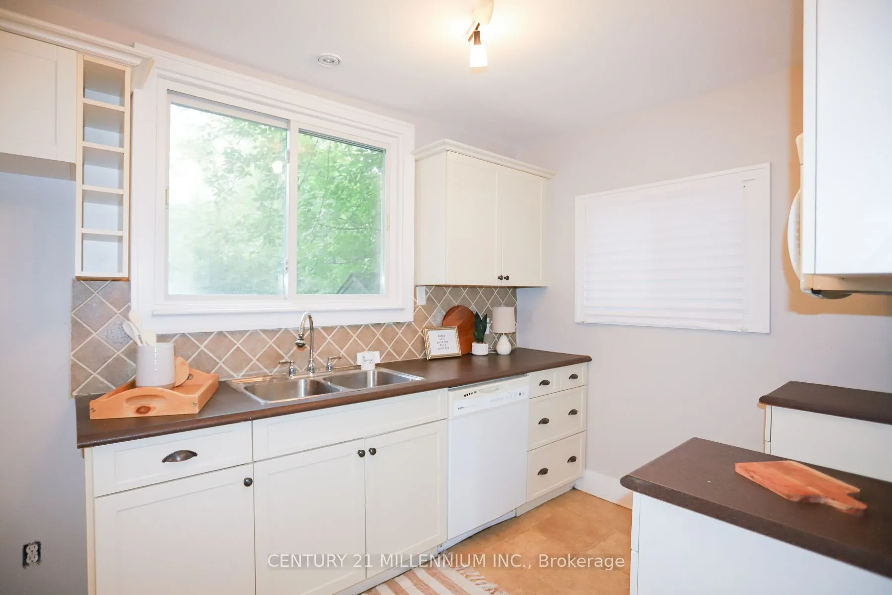 3 Riverview Avenue
