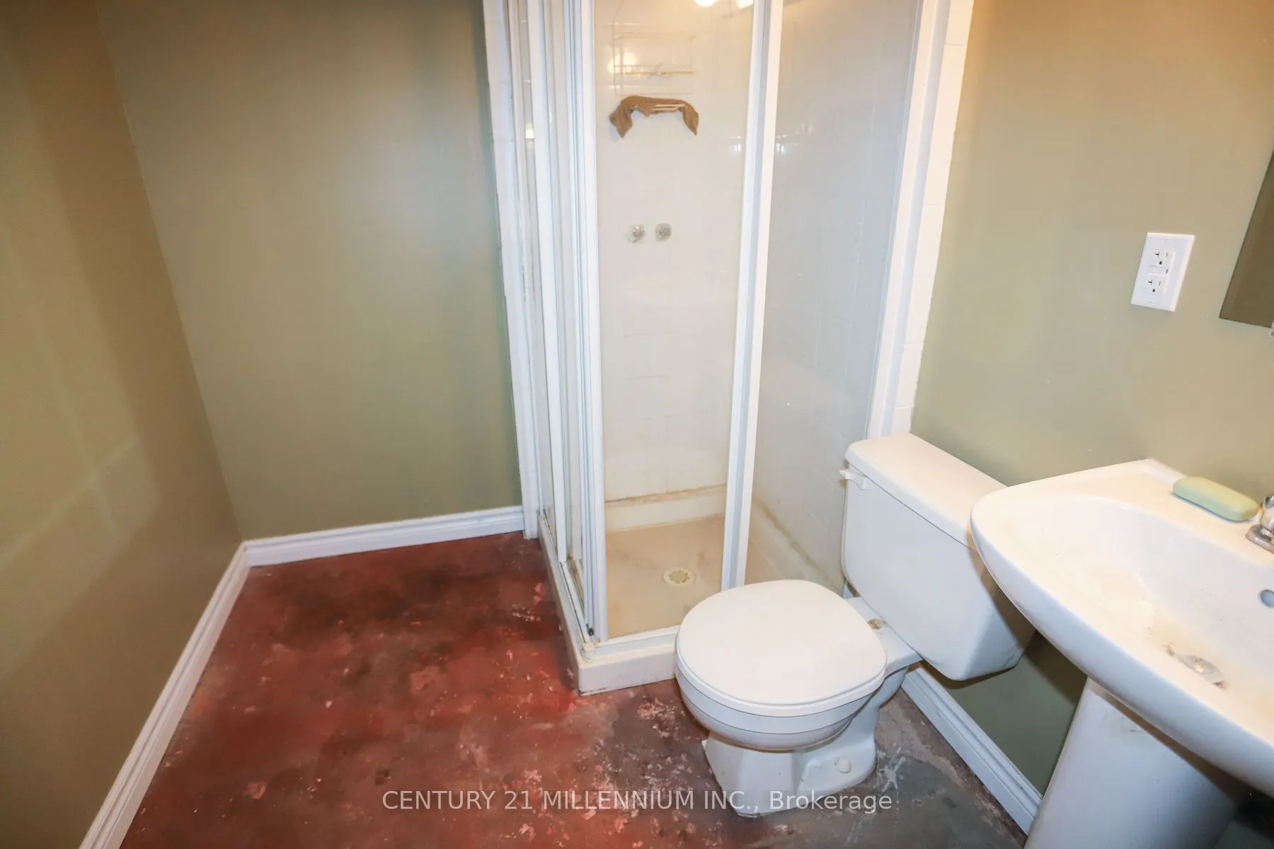 3 Riverview Avenue