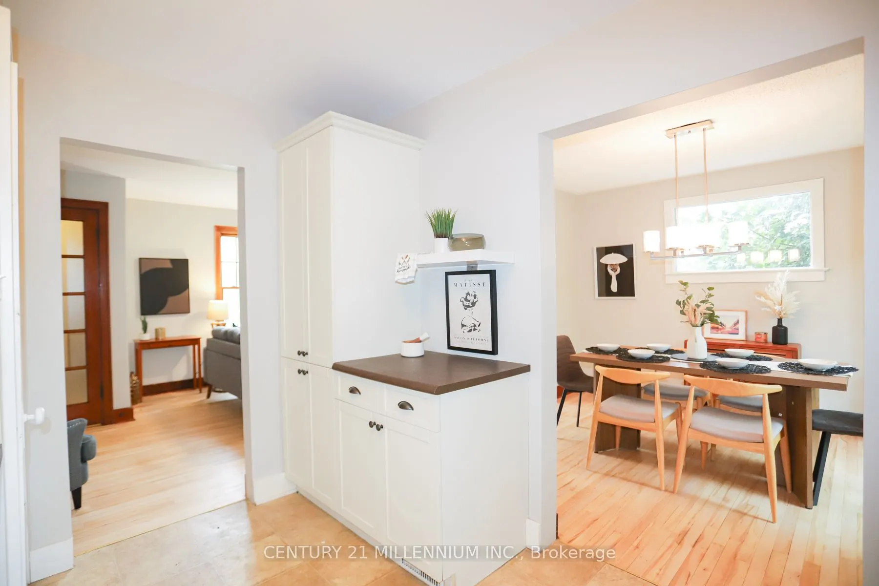 3 Riverview Avenue
