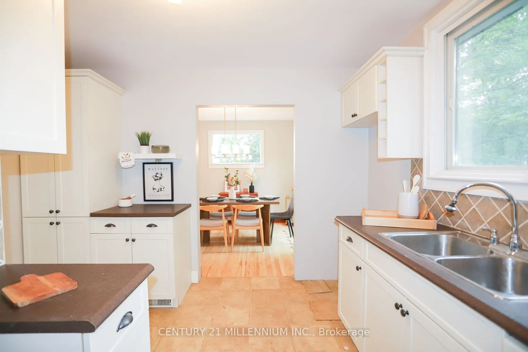 3 Riverview Avenue