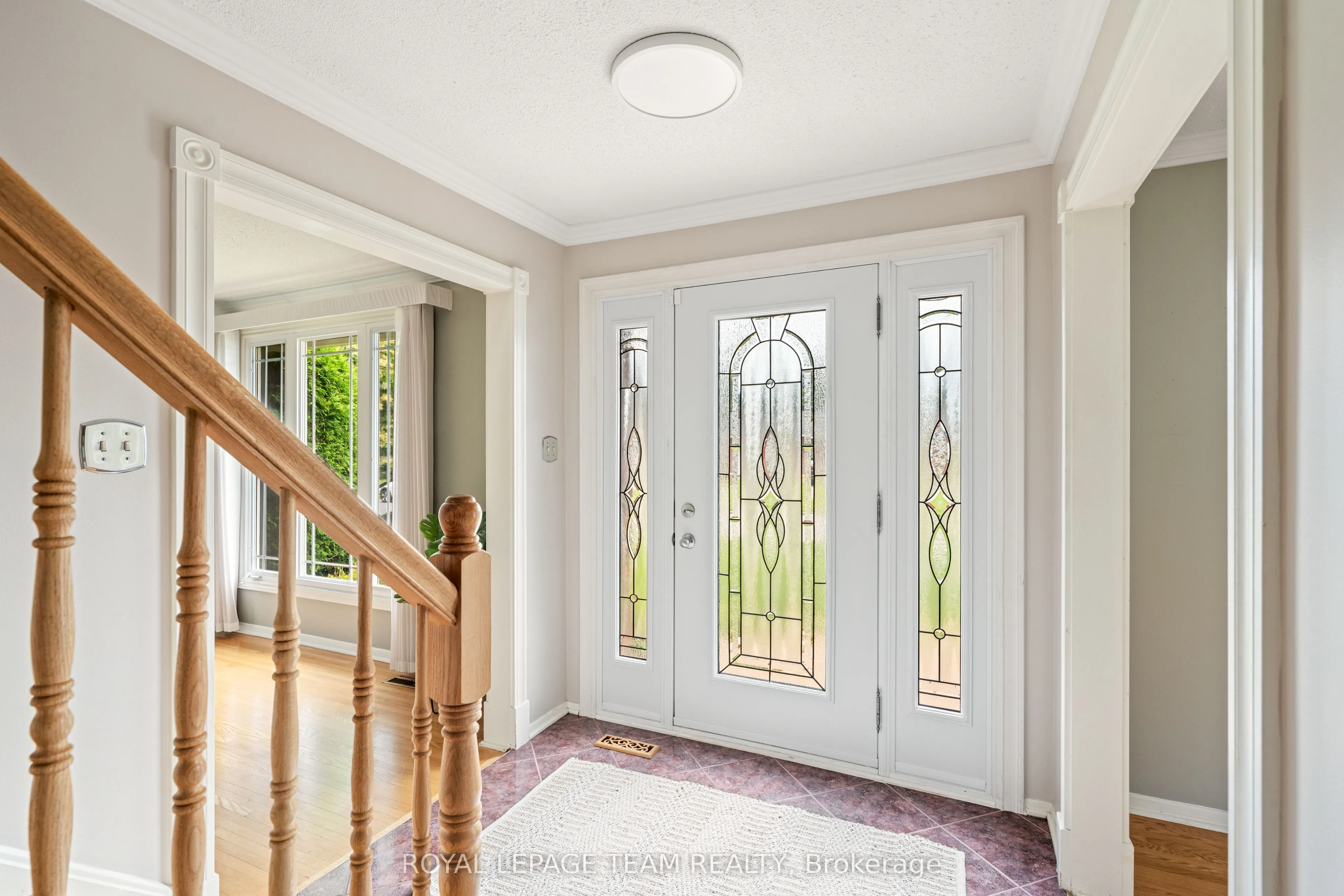 2128 Hubbard Crescent