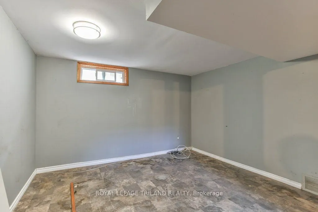 26 PONDEROSA Crescent