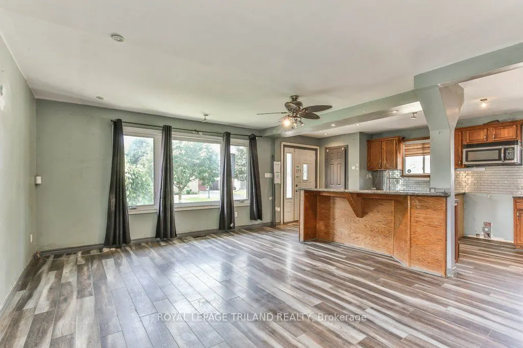 26 PONDEROSA Crescent