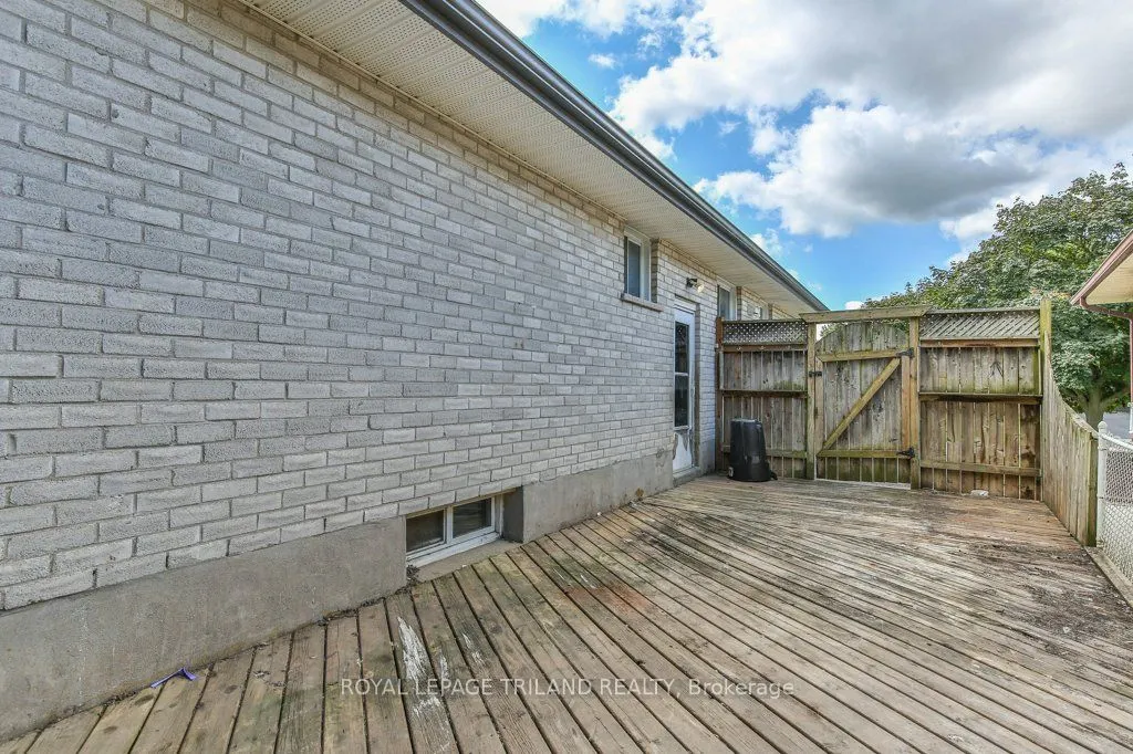 26 PONDEROSA Crescent