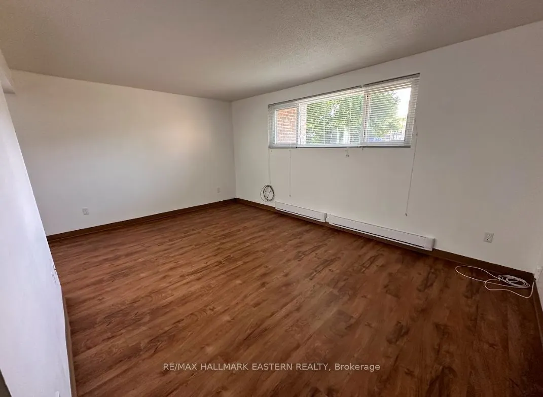 106 Lansdowne Street, #103
