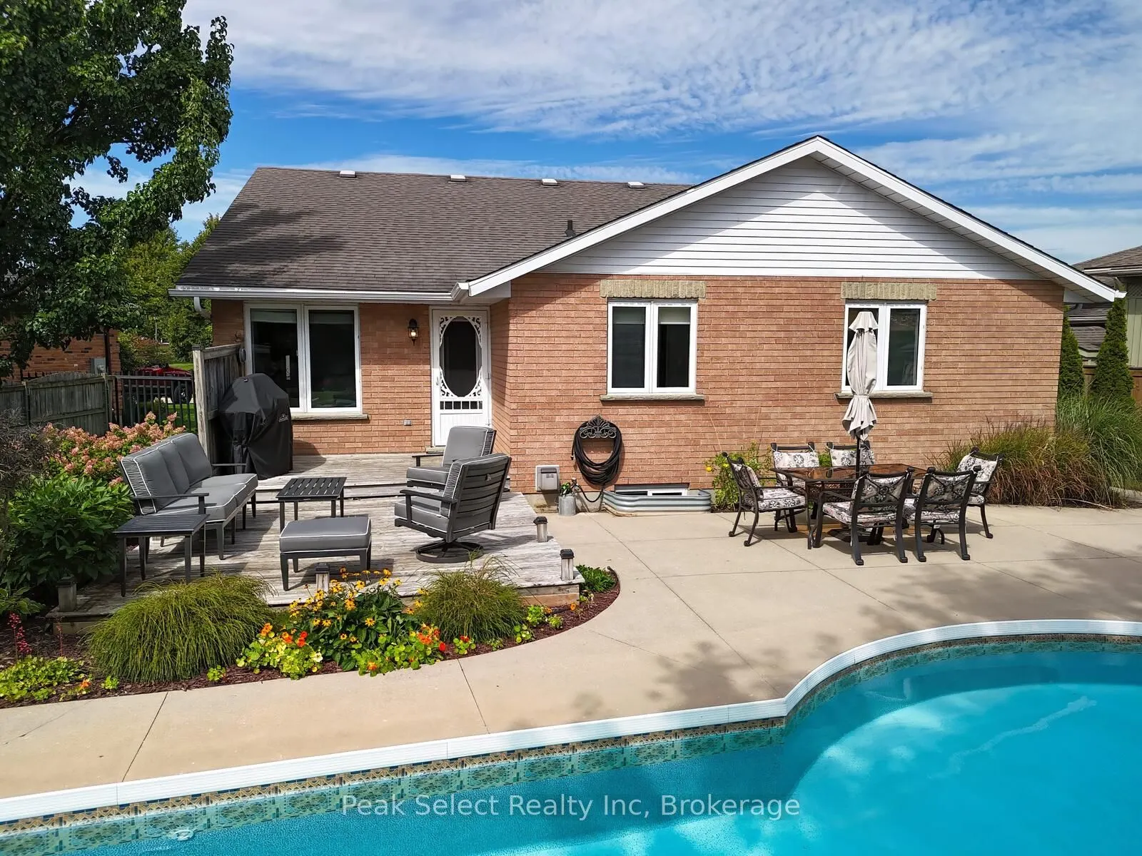 62 Killoran Crescent