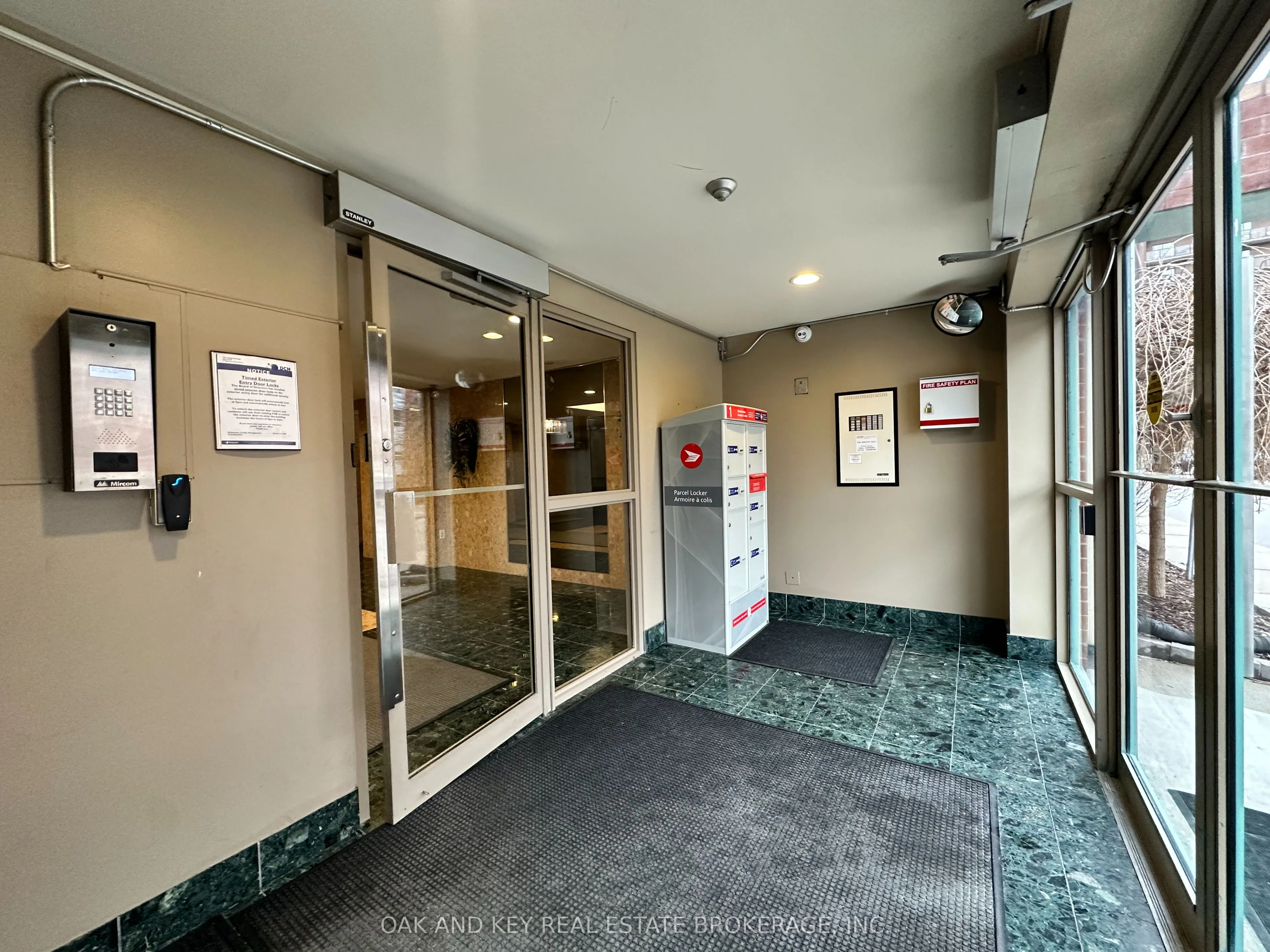77 Baseline Road W, #403
