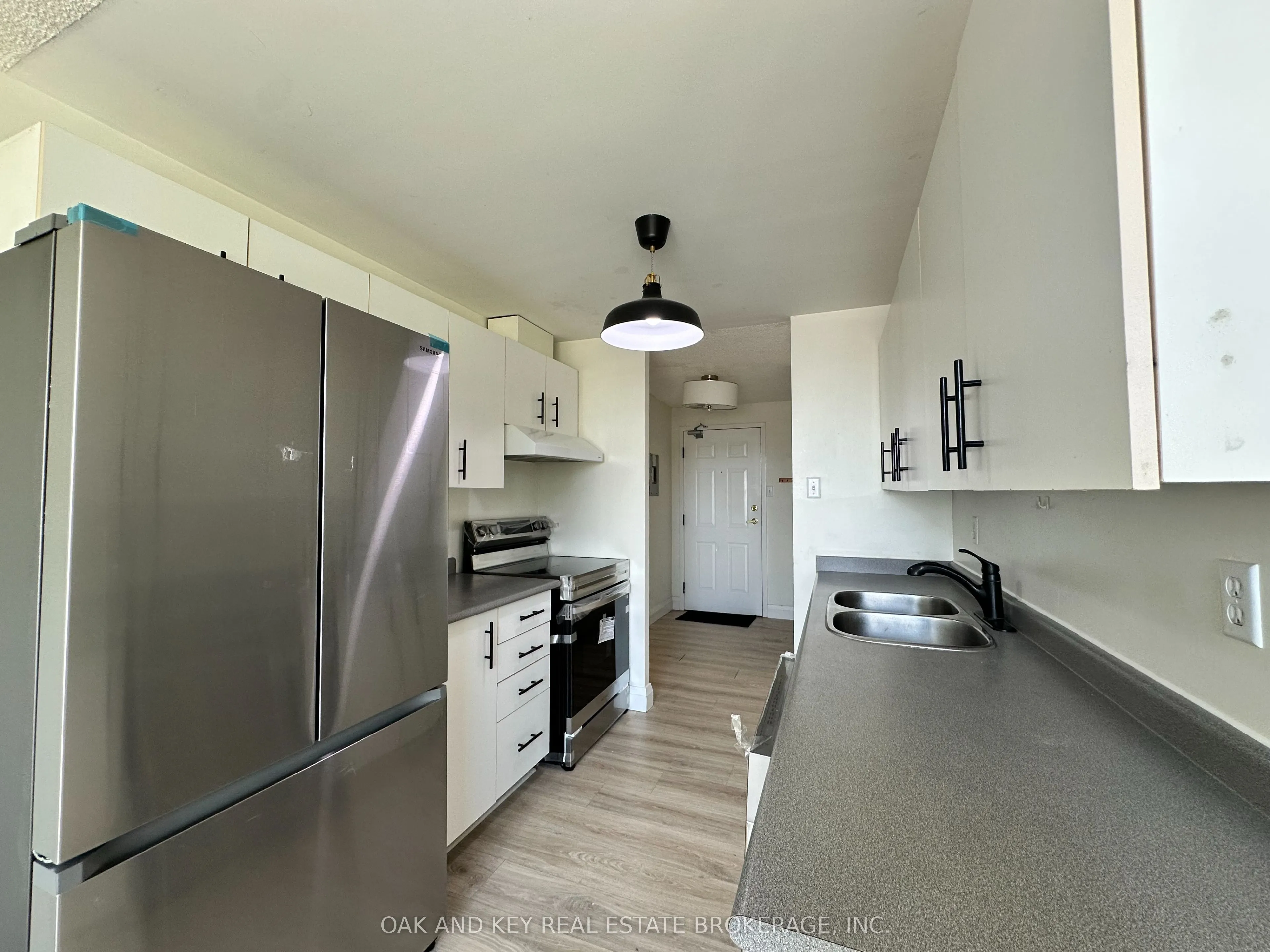 77 Baseline Road W, #403