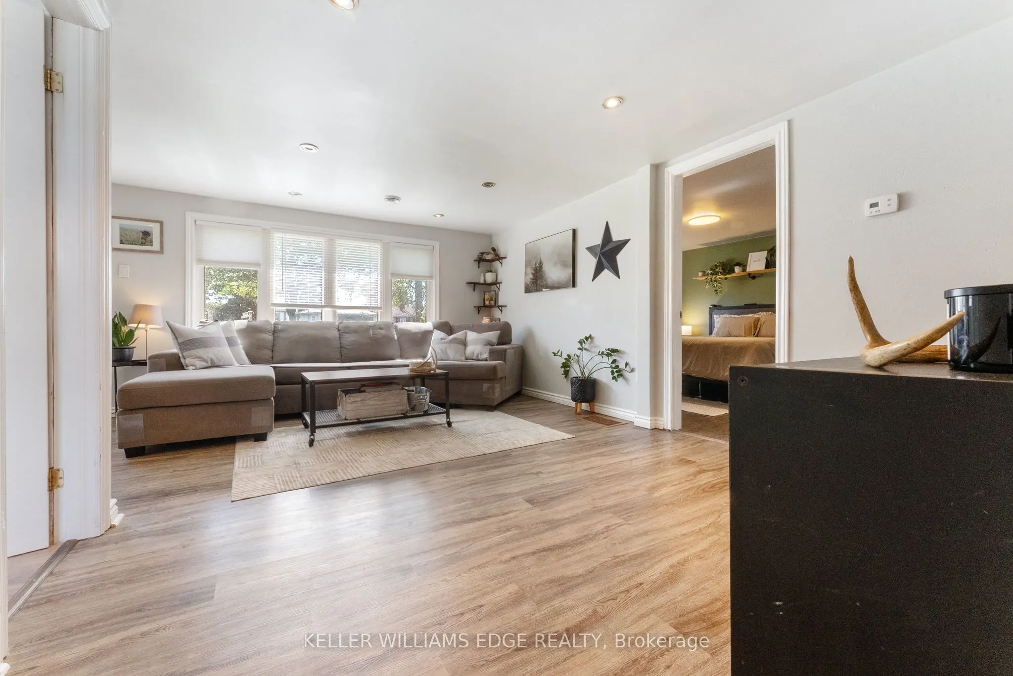 1175 Lakeshore Road