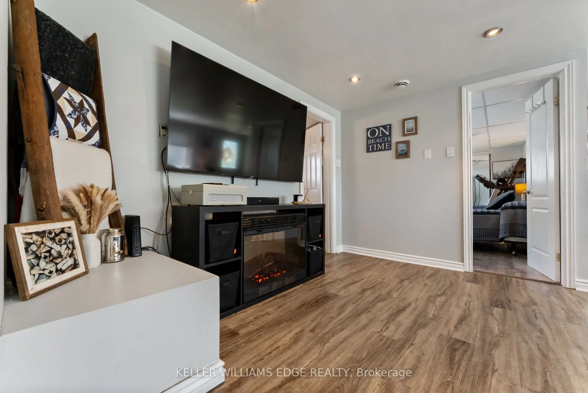 1175 Lakeshore Road