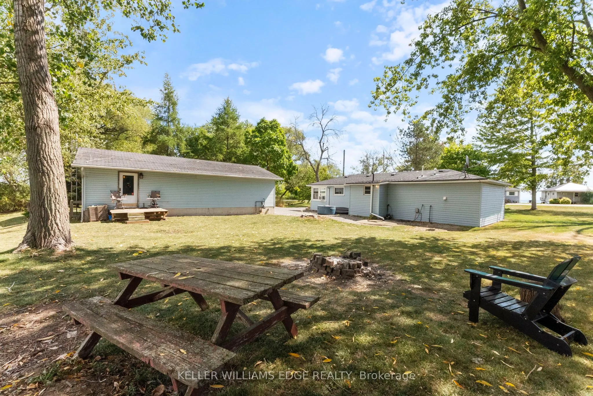 1175 Lakeshore Road