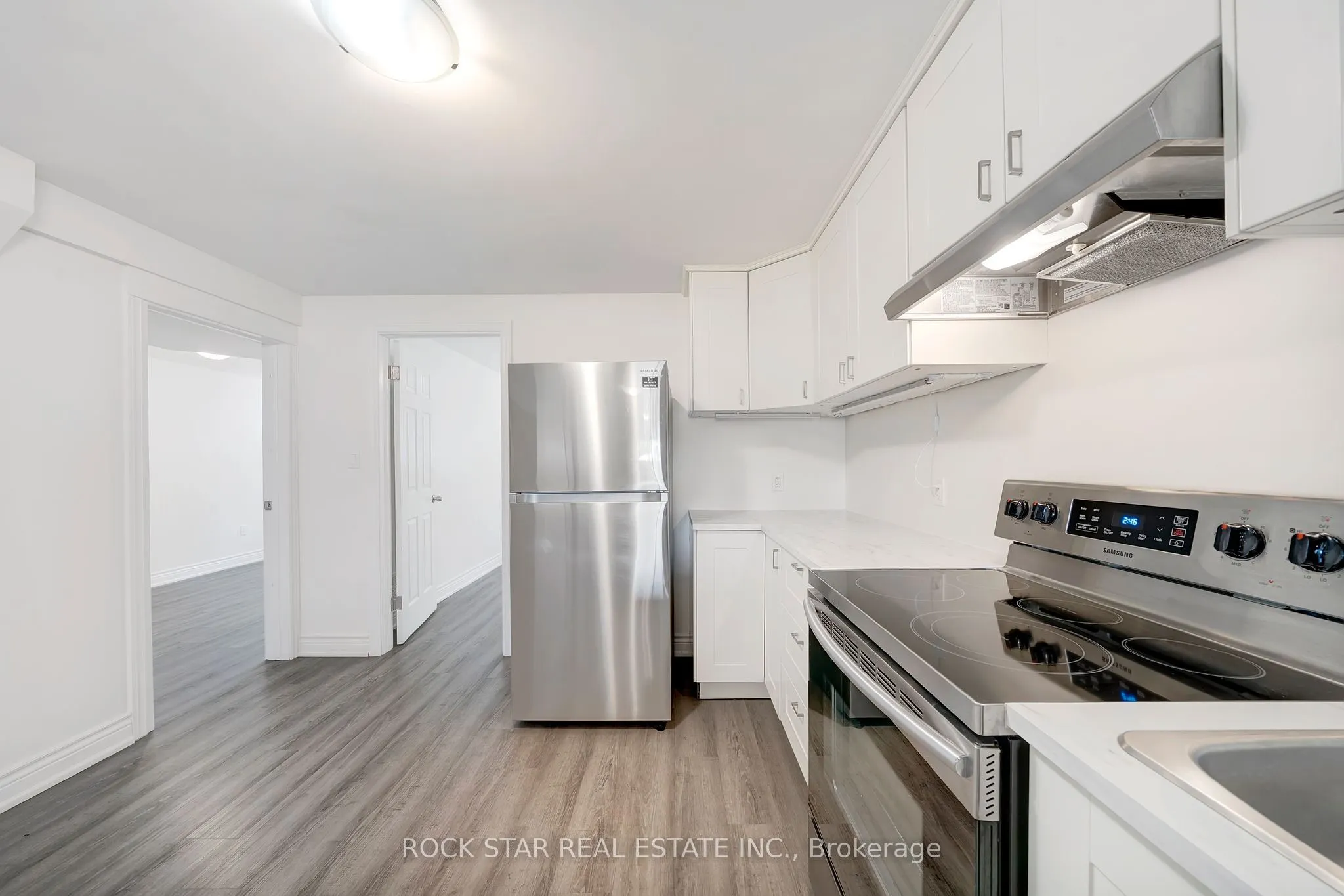 13 Meadowbrook Crescent