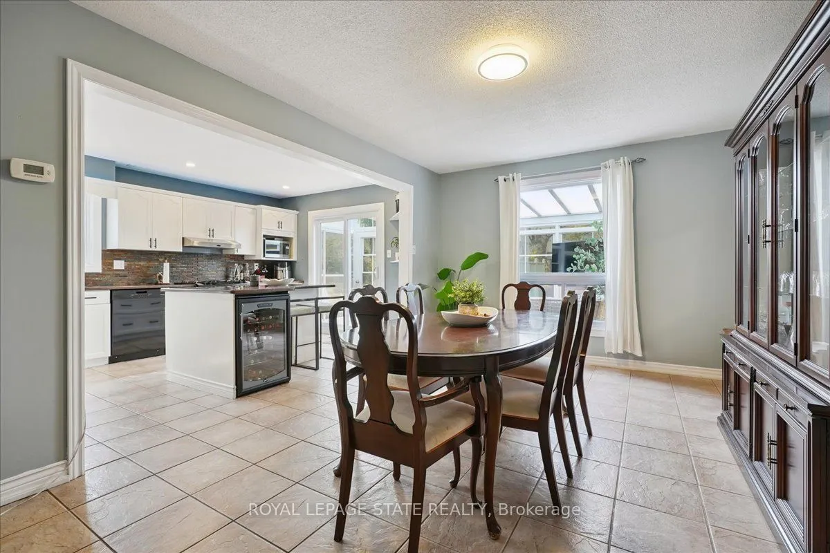 4577 St Volodymyr Crescent