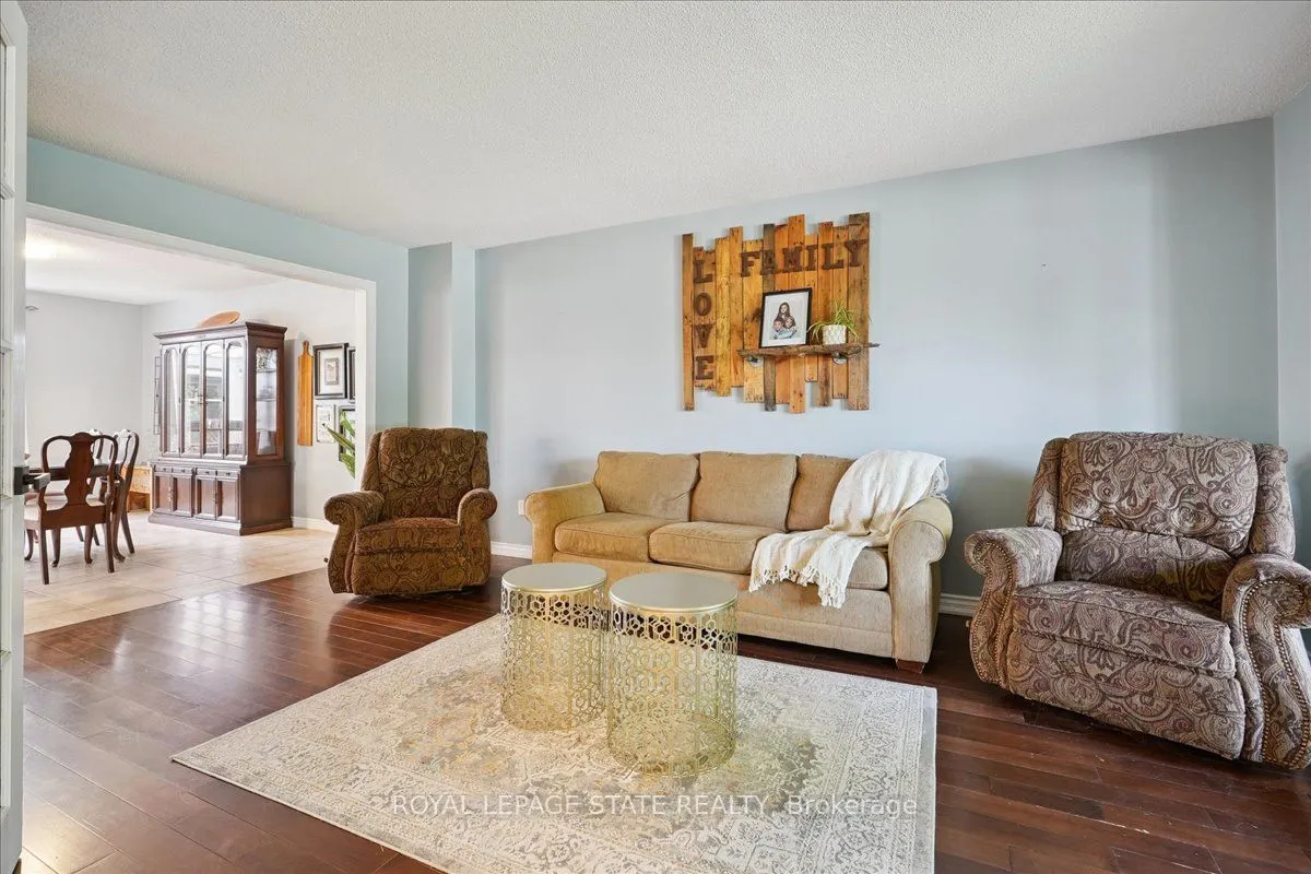 4577 St Volodymyr Crescent