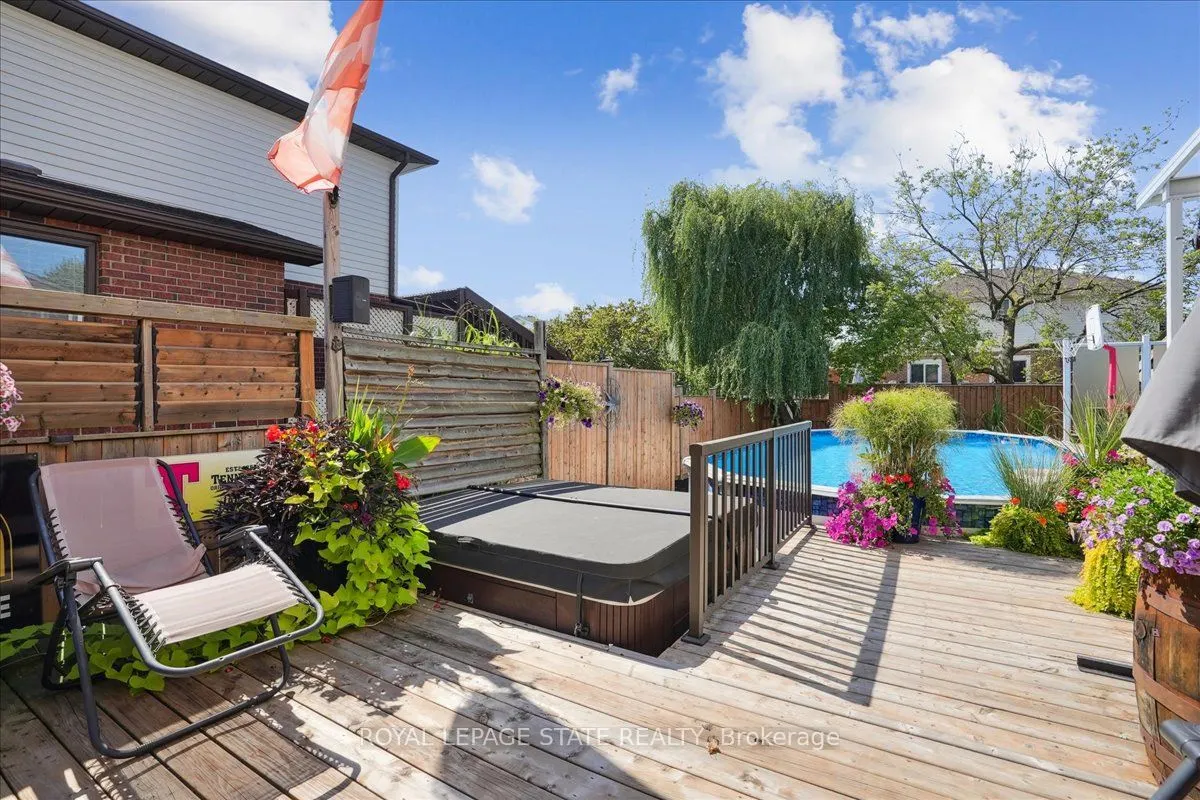 4577 St Volodymyr Crescent