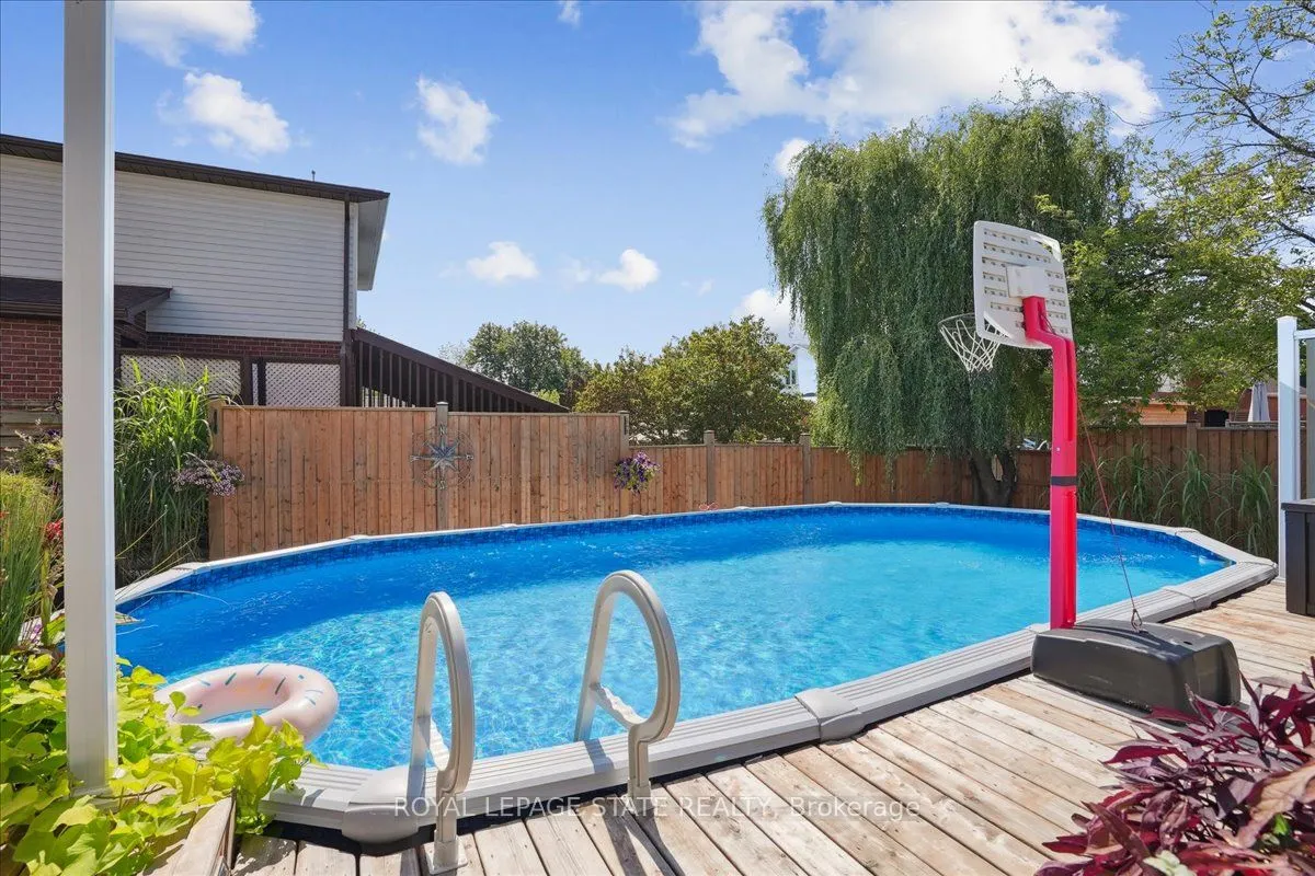 4577 St Volodymyr Crescent