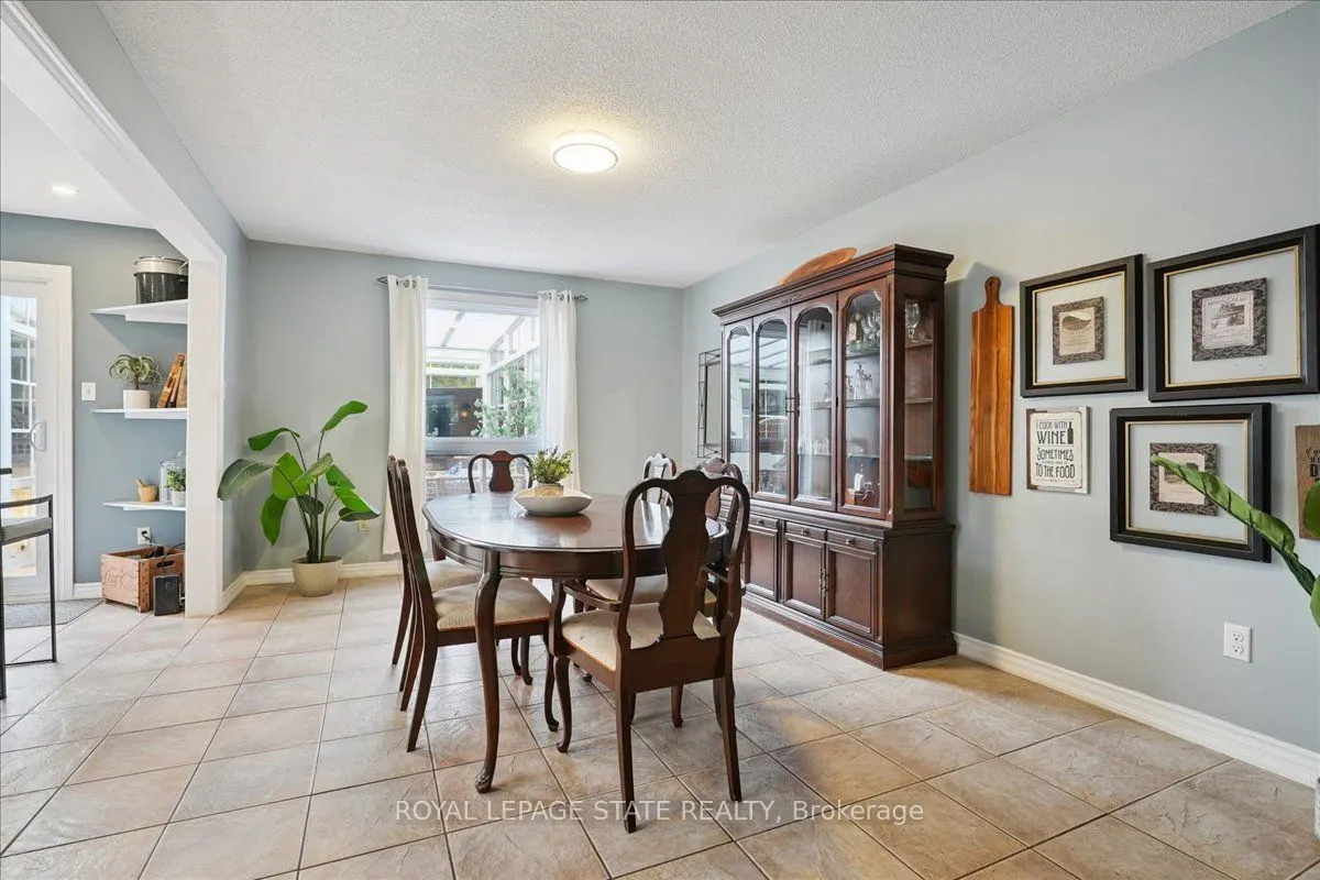 4577 St Volodymyr Crescent