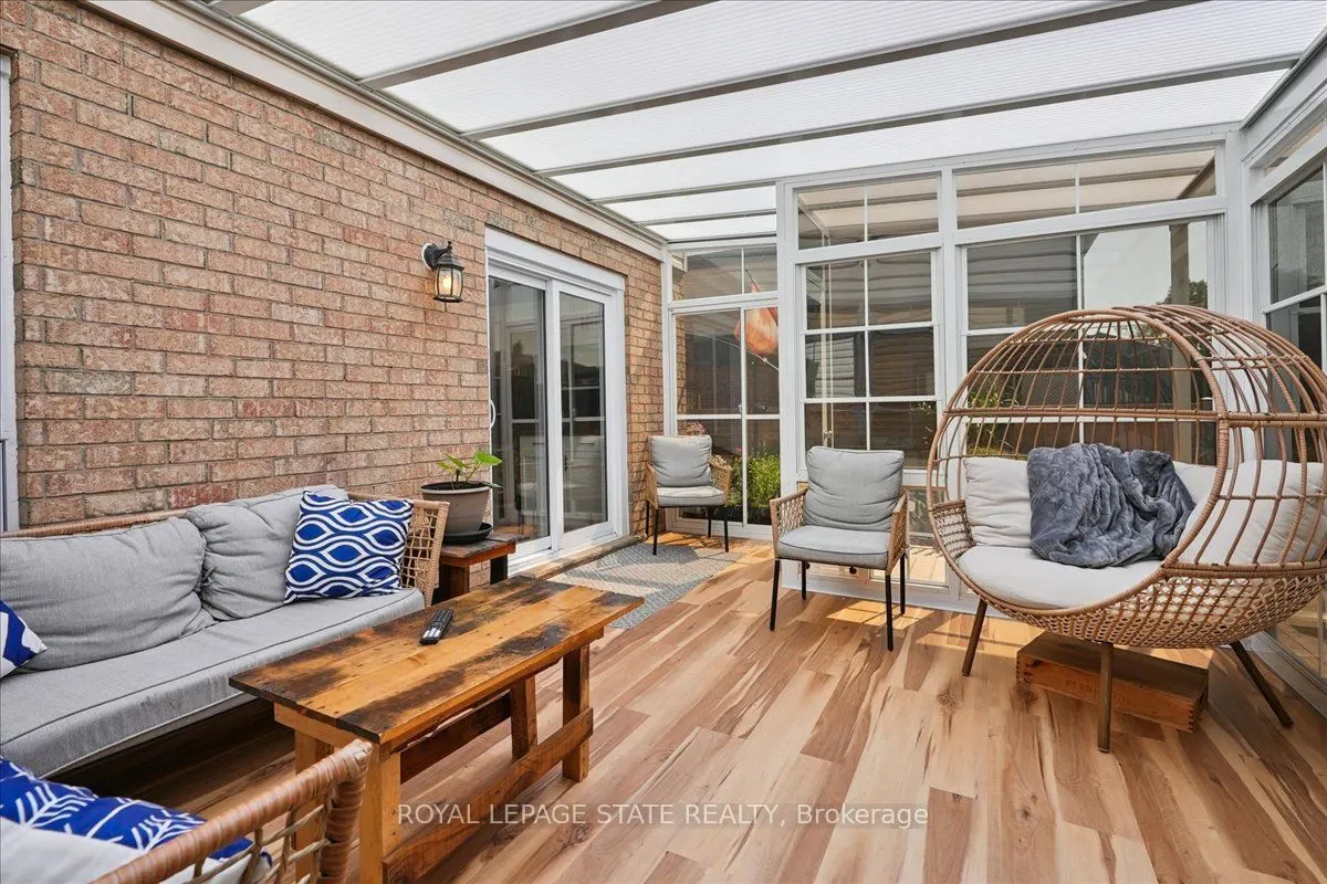 4577 St Volodymyr Crescent