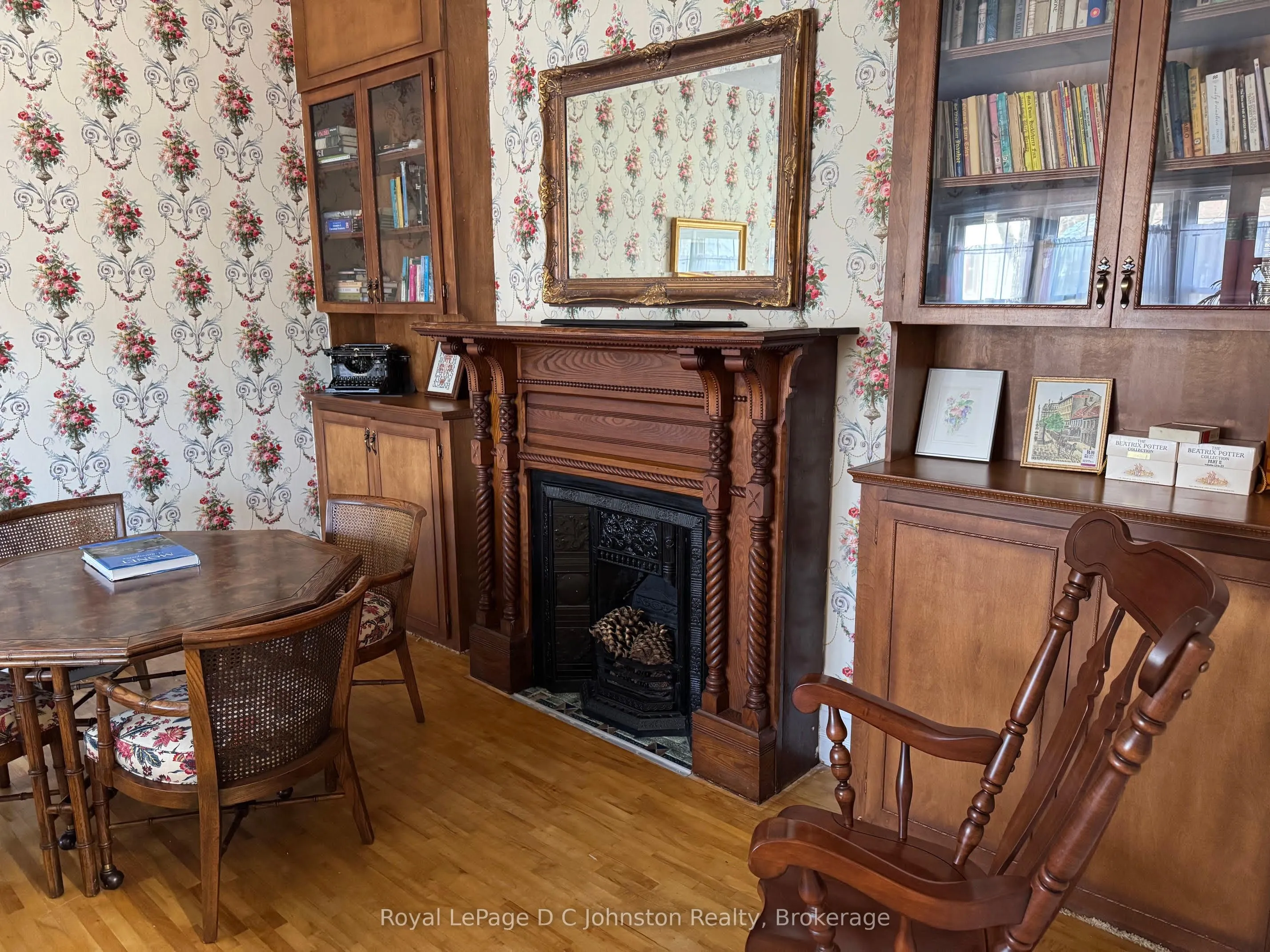 69 Albert Street N