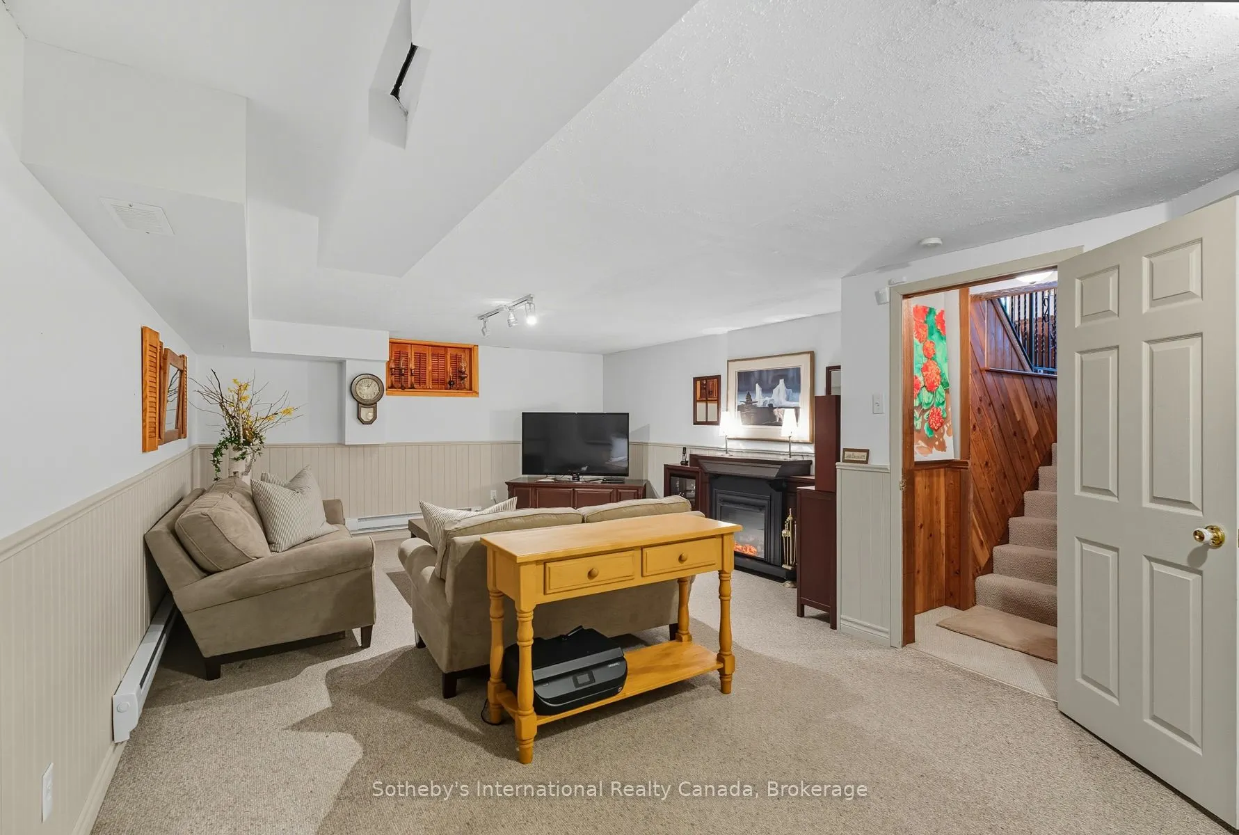 20 Fish Rock Road