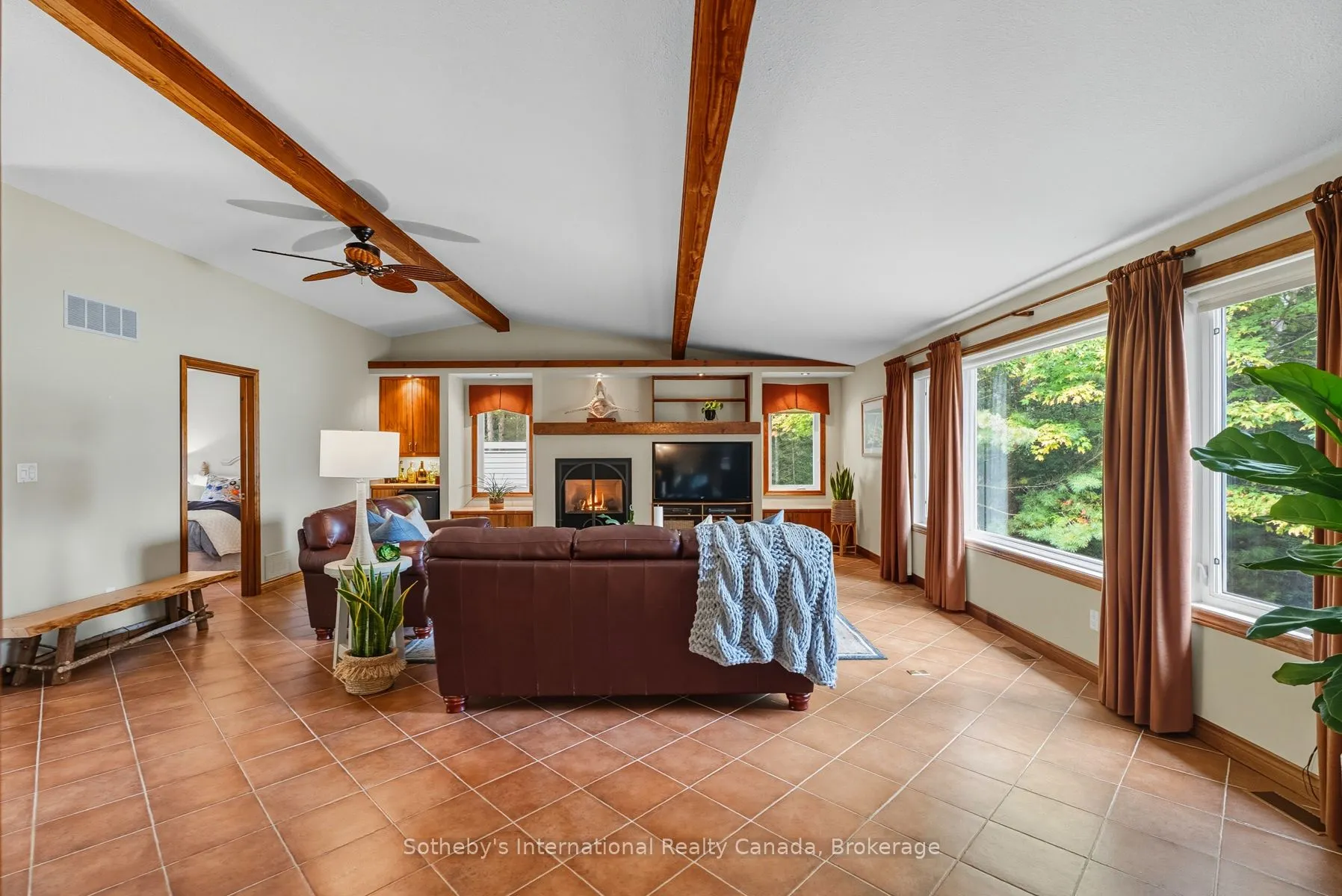 20 Fish Rock Road