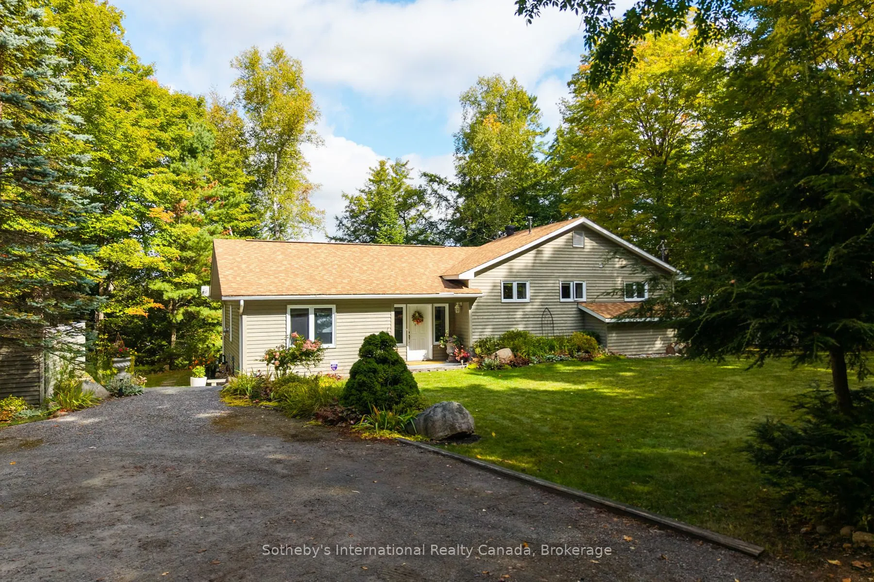 20 Fish Rock Road