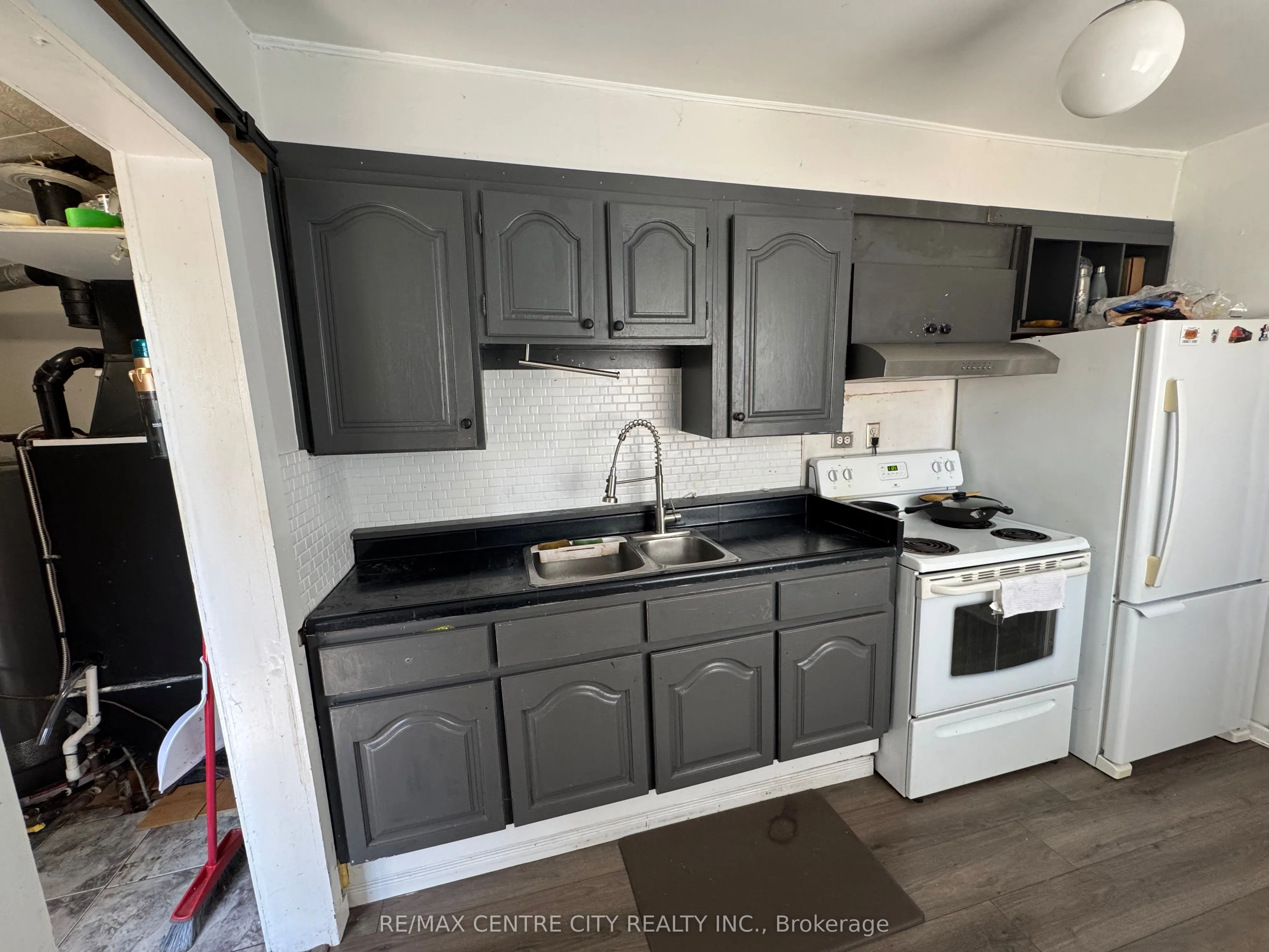 1709 Cadillac Street