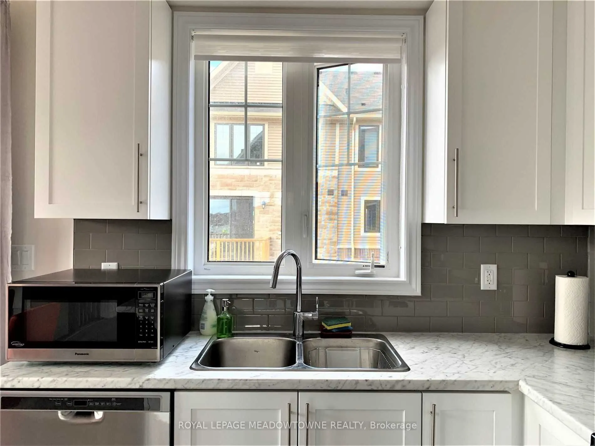 1890 Rymal Road E, #132 (Upper)